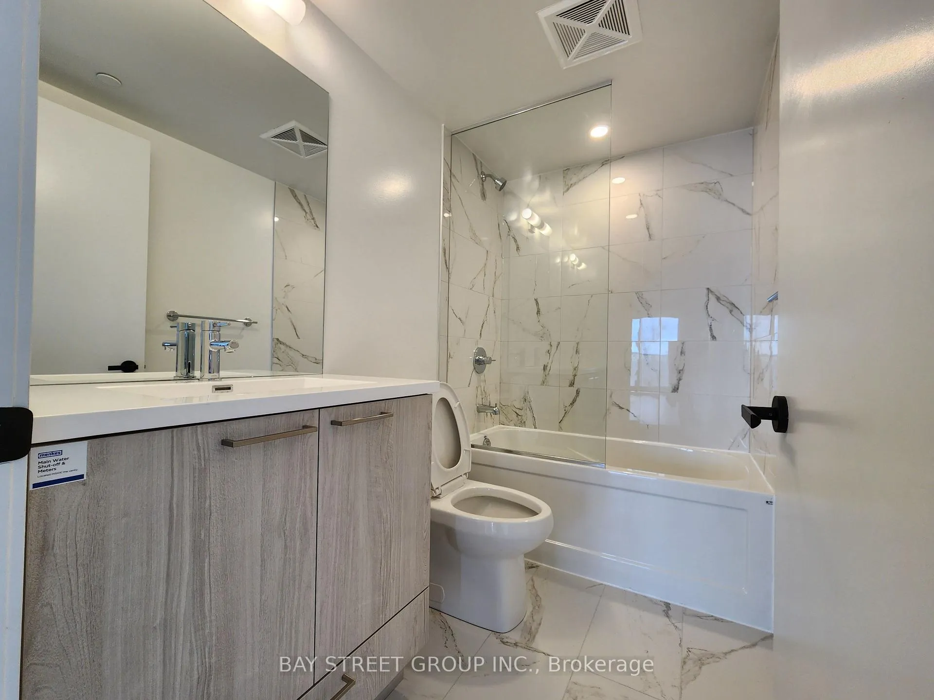 Photo 9 of Unit 3903, 195 Commerce Street, Vaughan, Vaughan Corporate Centre — HOMEH