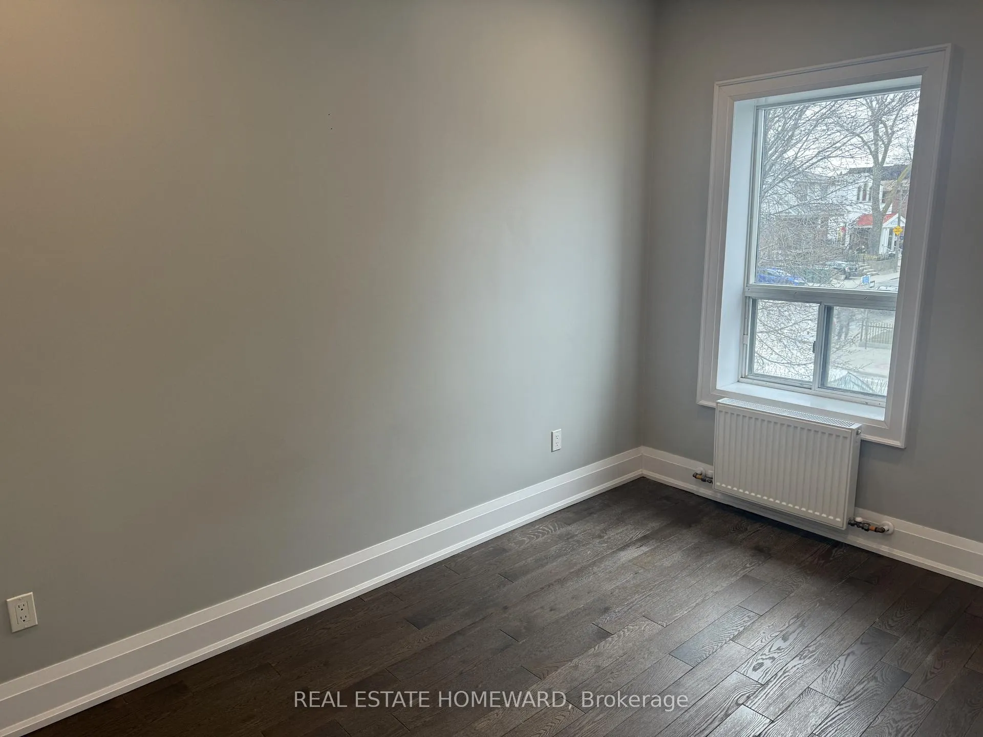 Photo 11 of Unit Apt 4, 611 Danforth Avenue, Toronto, North Riverdale — HOMEH