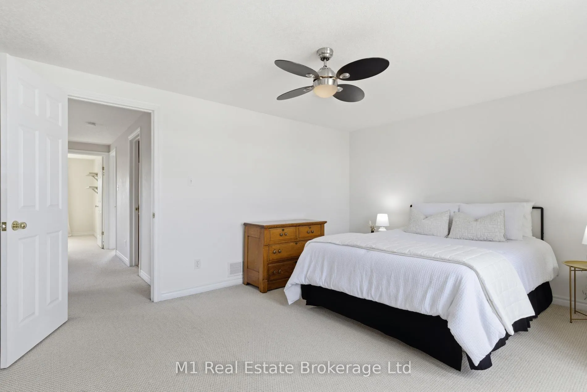 Photo 15 of 577 Mctavish Street, Centre Wellington, Fergus — HOMEH