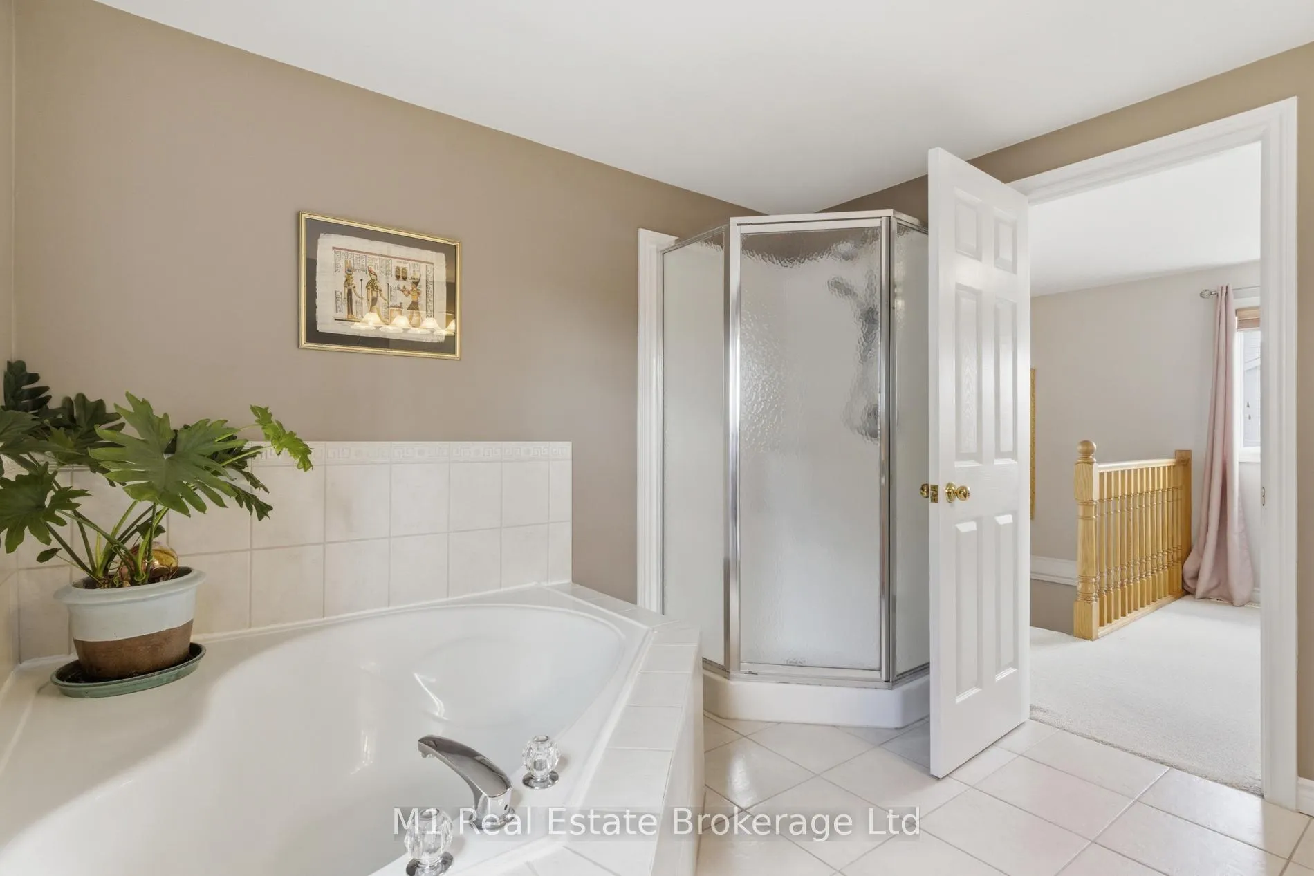 Photo 18 of 577 Mctavish Street, Centre Wellington, Fergus — HOMEH