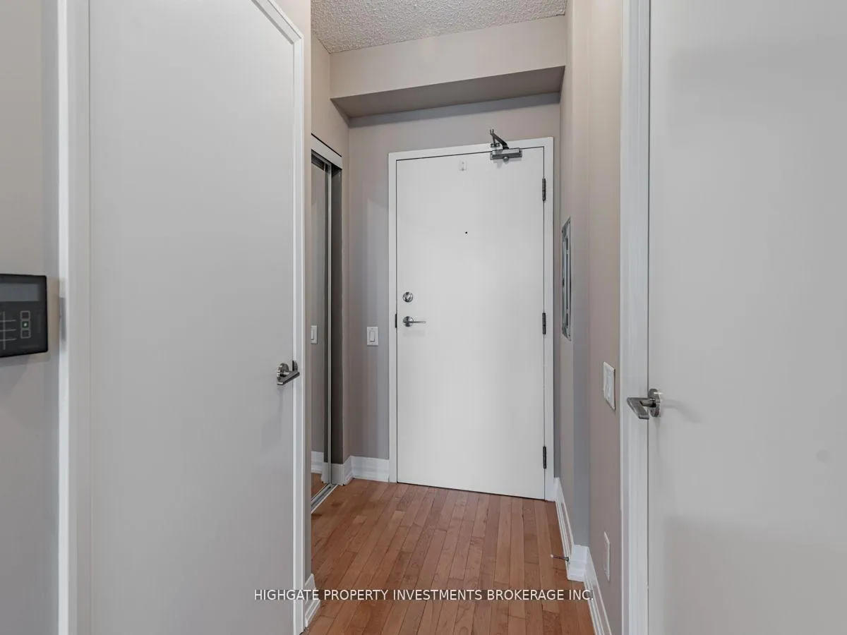 Photo 2 of Unit 1907, 21 Carlton Street, Toronto, Church-Yonge Corridor — HOMEH