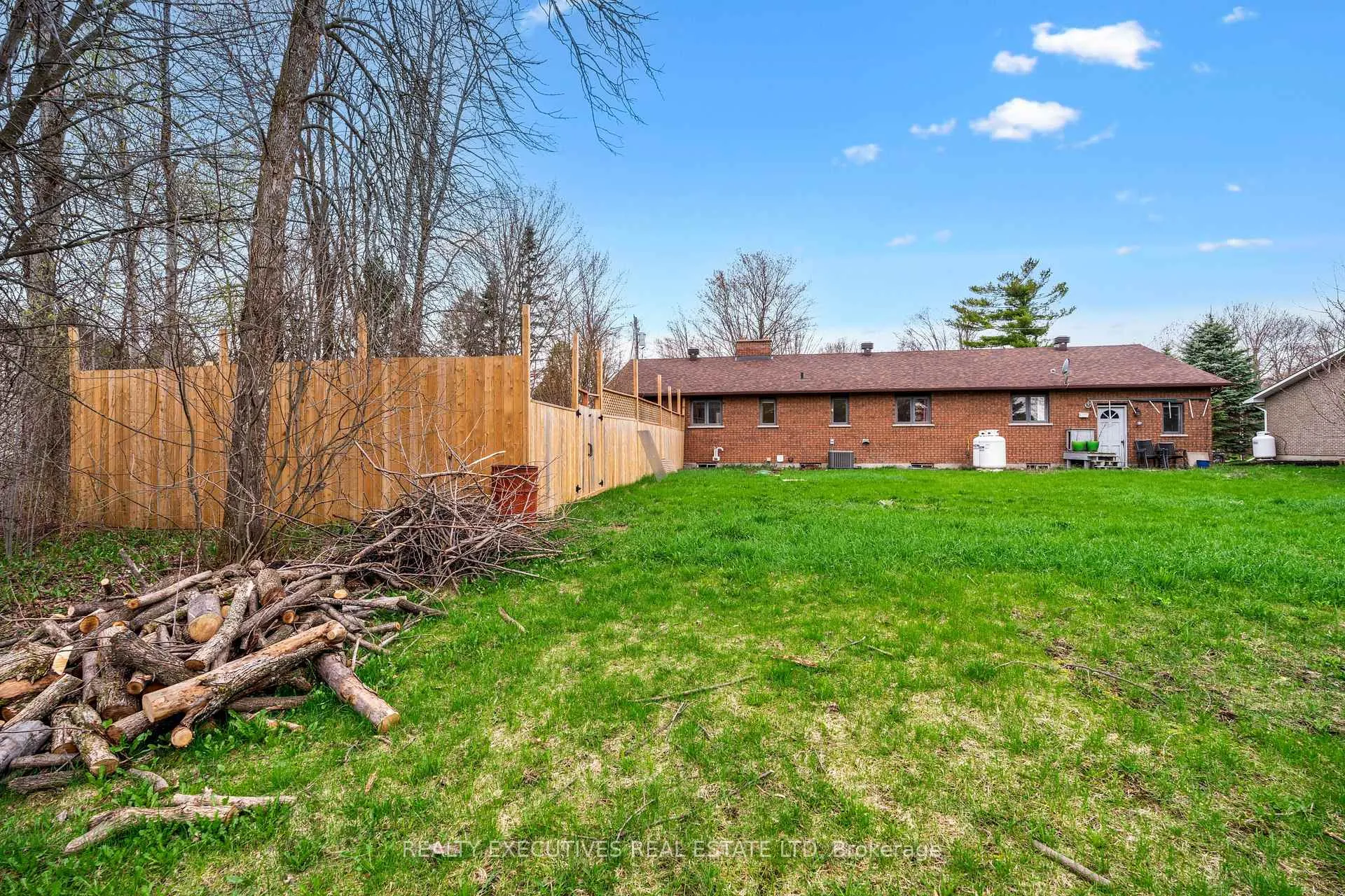 Photo 34 of 1664 Christina Crescent, North Dundas, North Dundas (Mountain) Twp — HOMEH