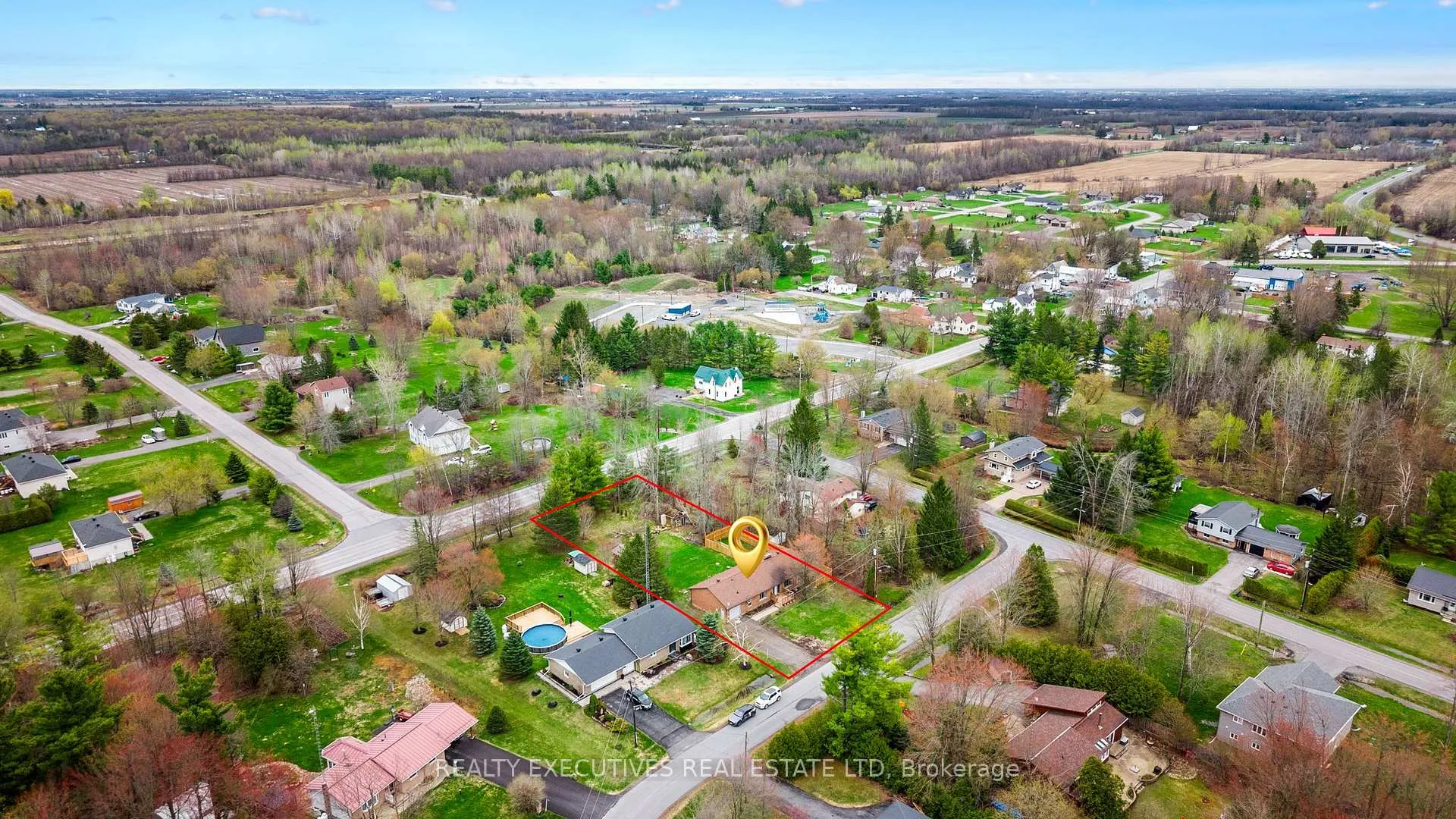 Photo 36 of 1664 Christina Crescent, North Dundas, North Dundas (Mountain) Twp — HOMEH