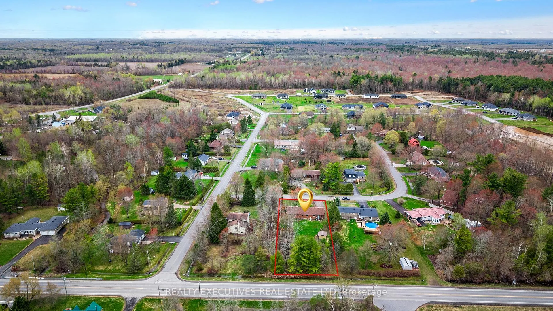 Photo 38 of 1664 Christina Crescent, North Dundas, North Dundas (Mountain) Twp — HOMEH