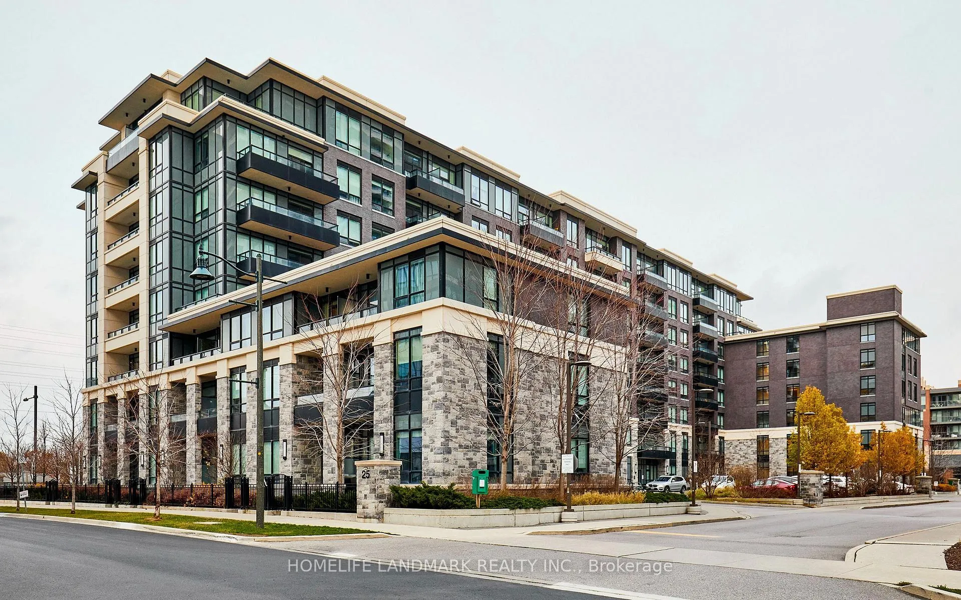 Photo 1 of Unit 306, 25 Water Walk Drive, Markham, Unionville — HOMEH