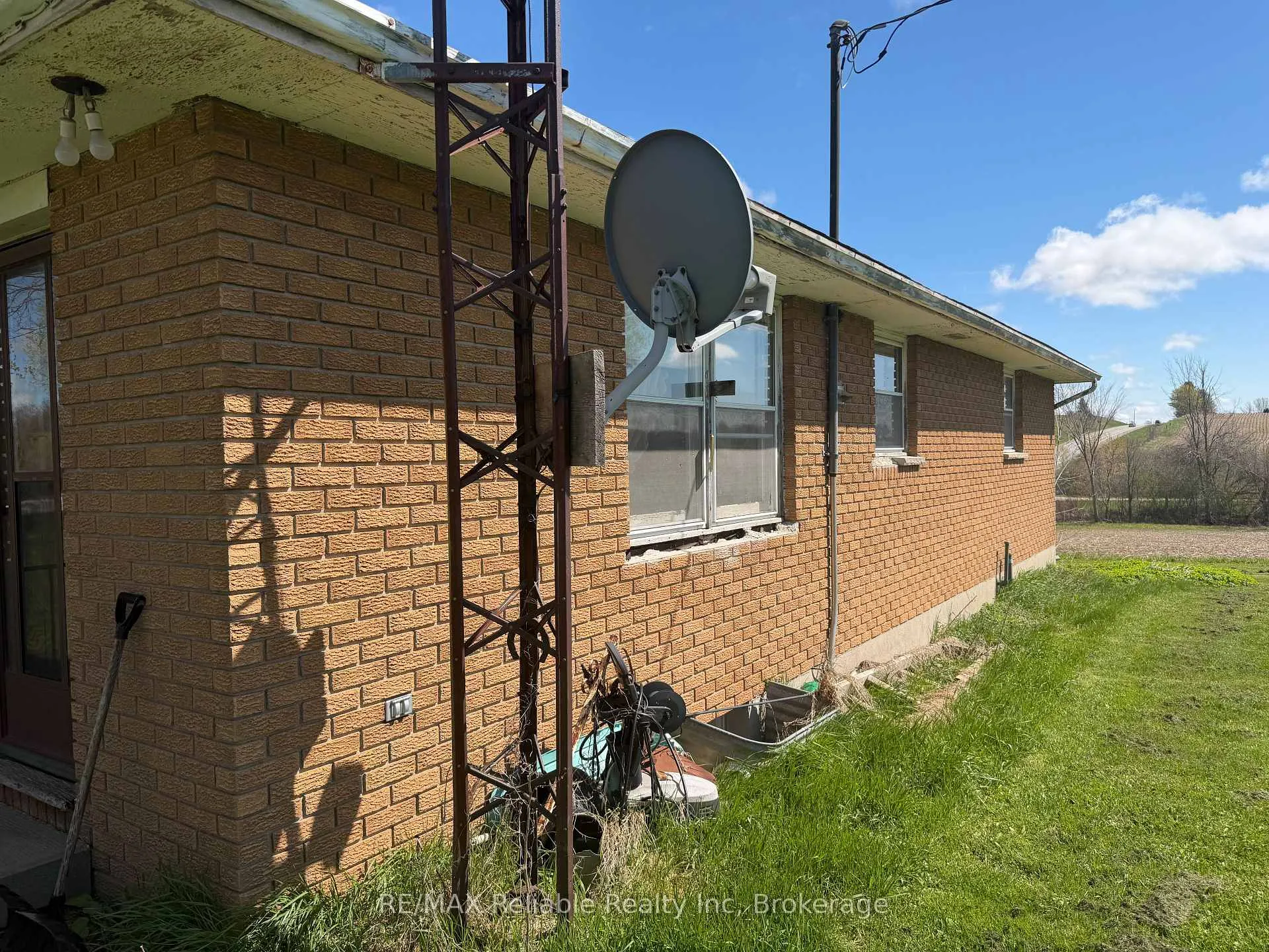 Photo 3 of 81827 Baseline Road, Central Huron, Hullett — HOMEH
