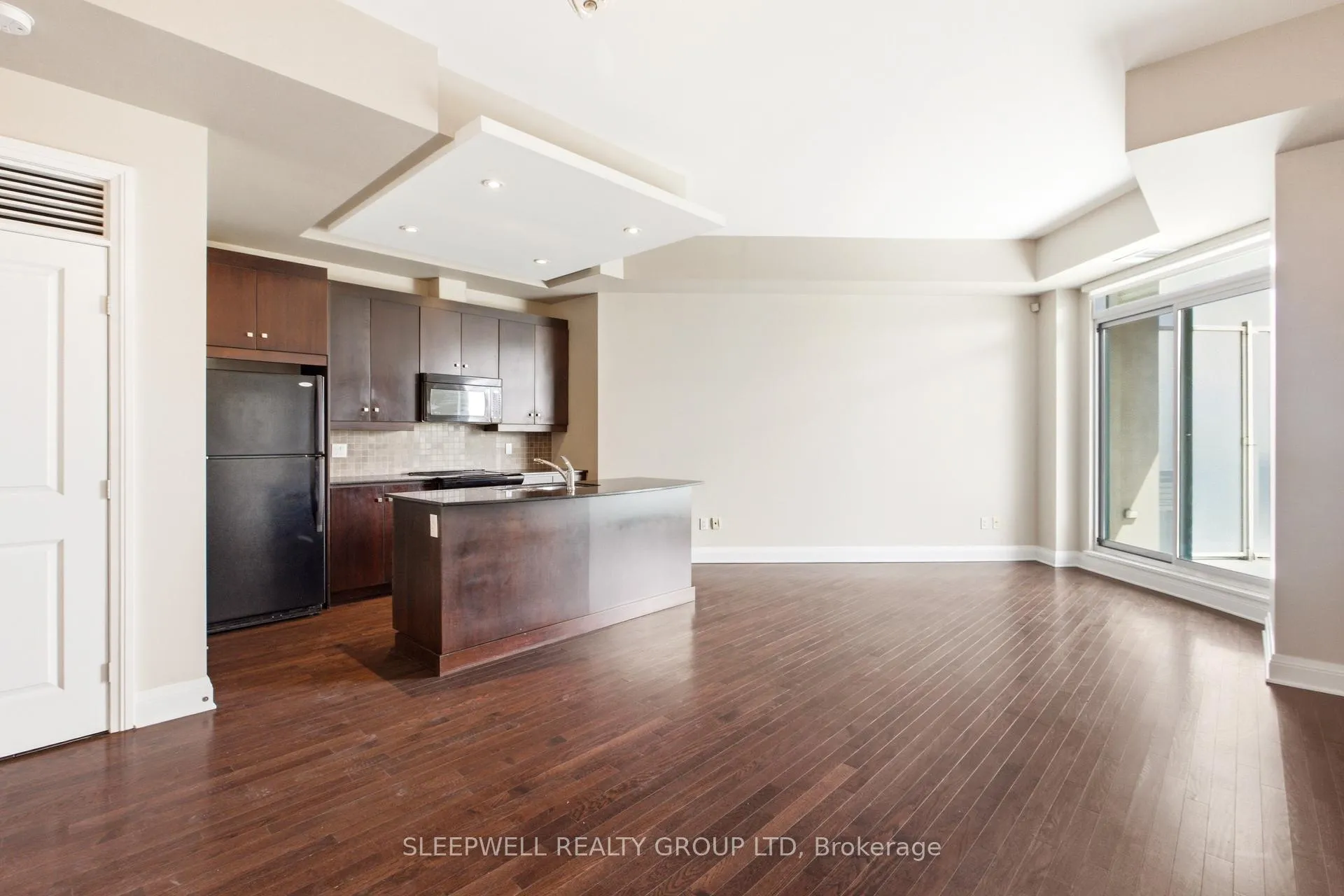 Photo 5 of Unit PH03, 295 Mackay Street, Ottawa, Lindenlea — HOMEH