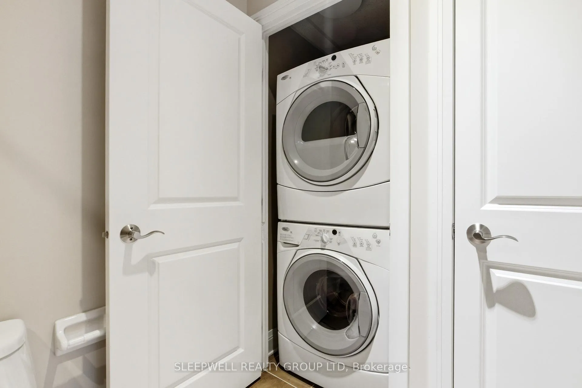 Photo 15 of Unit PH03, 295 Mackay Street, Ottawa, Lindenlea — HOMEH