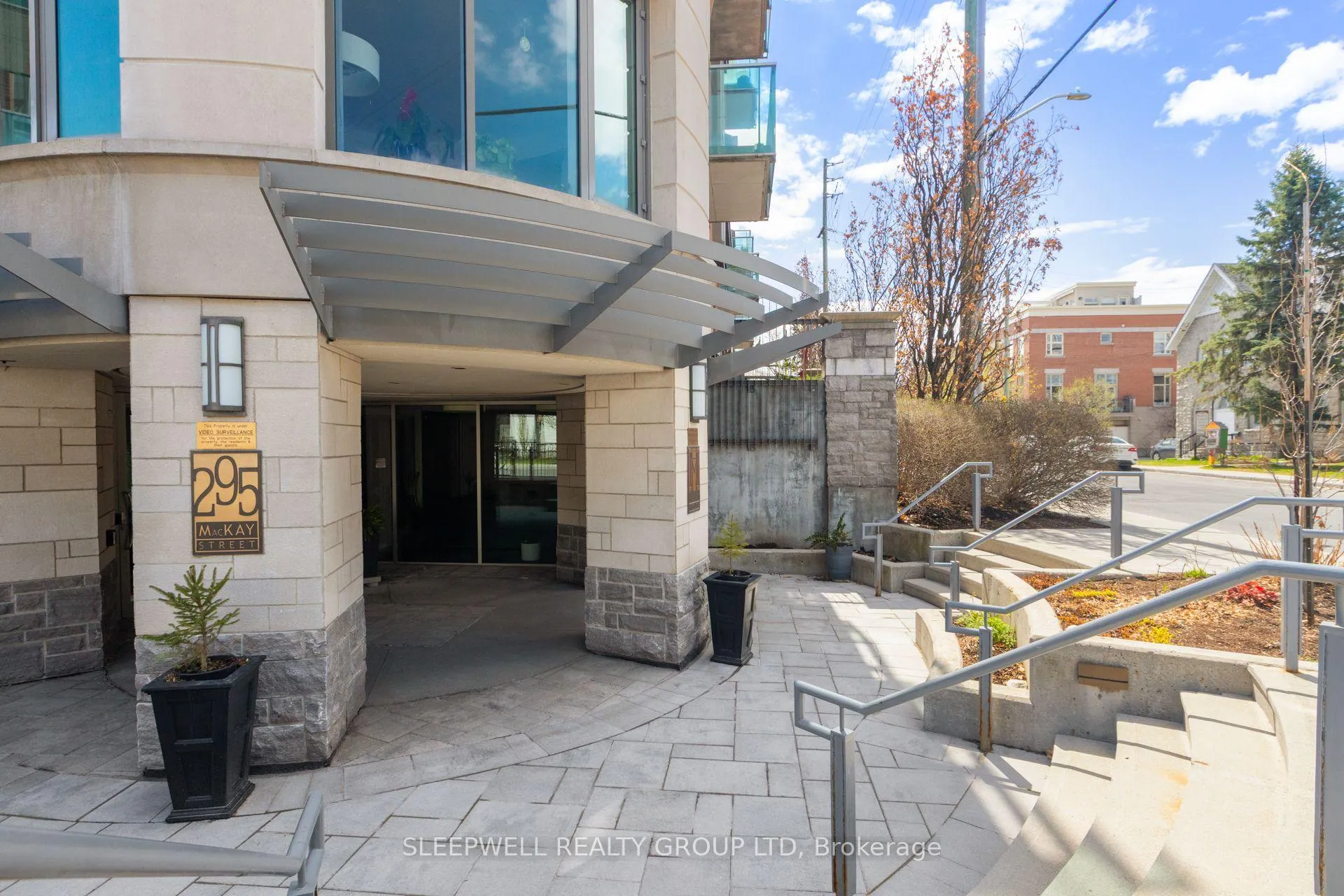 Photo 27 of Unit PH03, 295 Mackay Street, Ottawa, Lindenlea — HOMEH