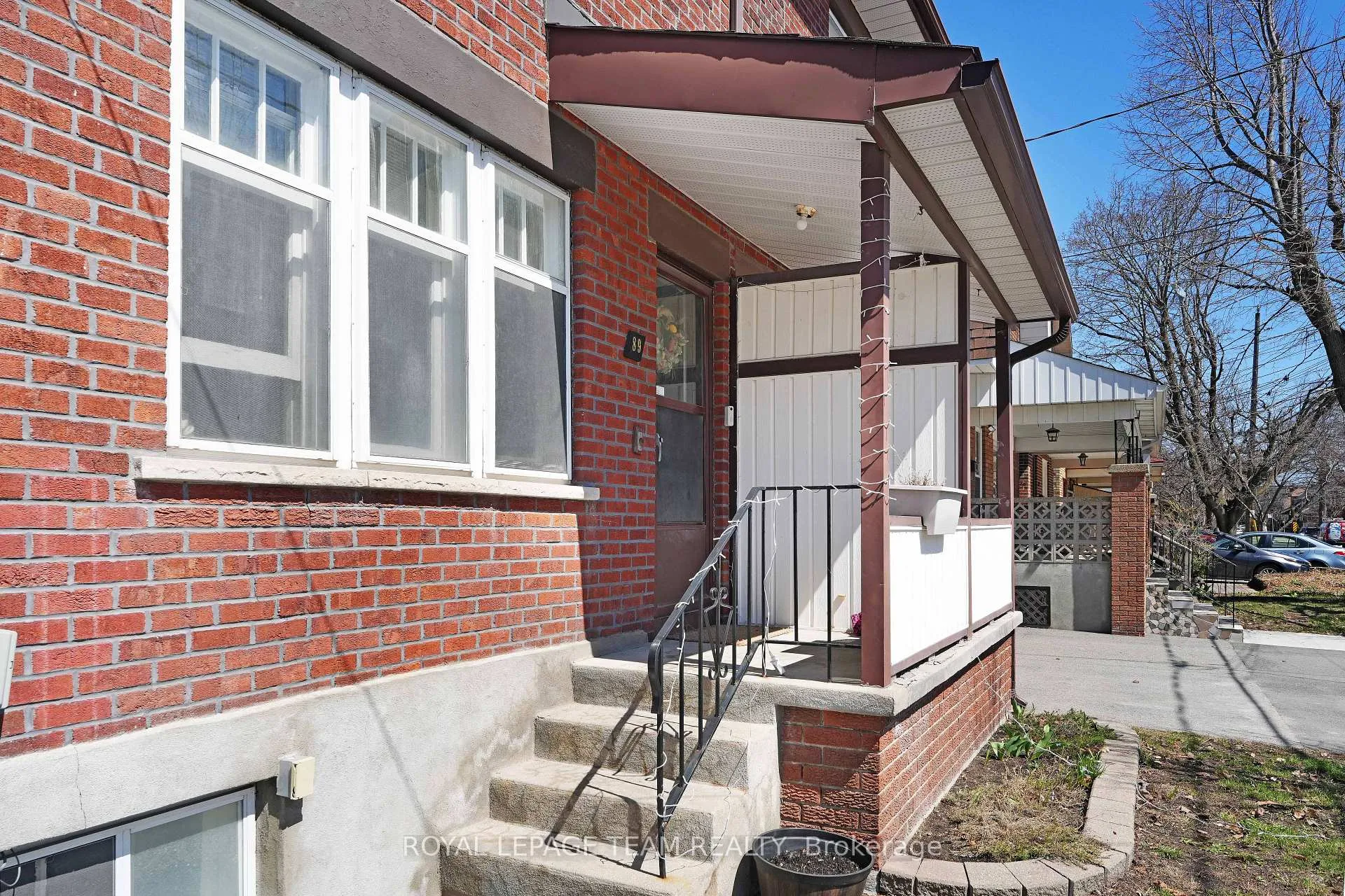 Photo 4 of 87-89 Grove Avenue, Ottawa, Old Ottawa South — HOMEH