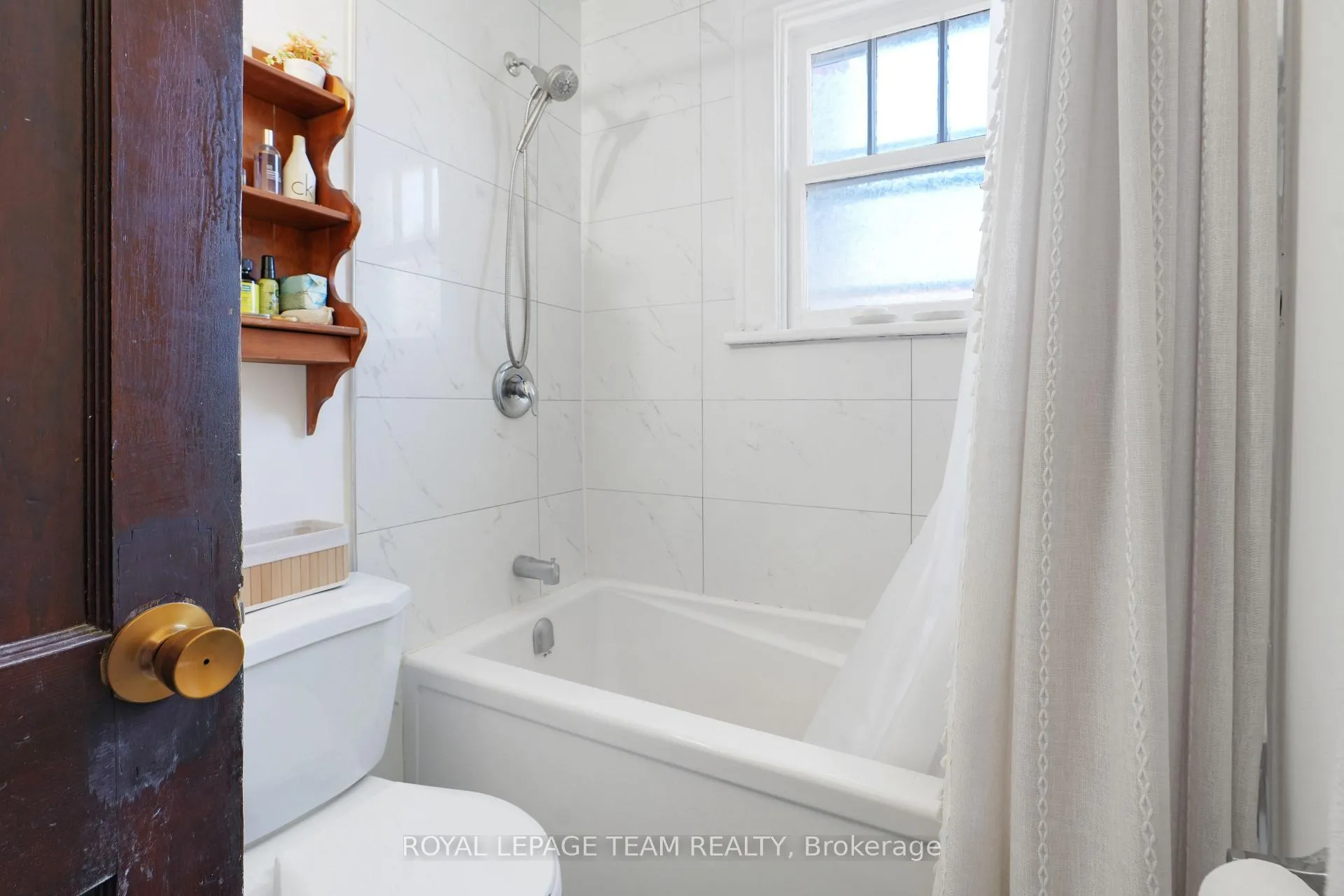 Photo 18 of 87-89 Grove Avenue, Ottawa, Old Ottawa South — HOMEH