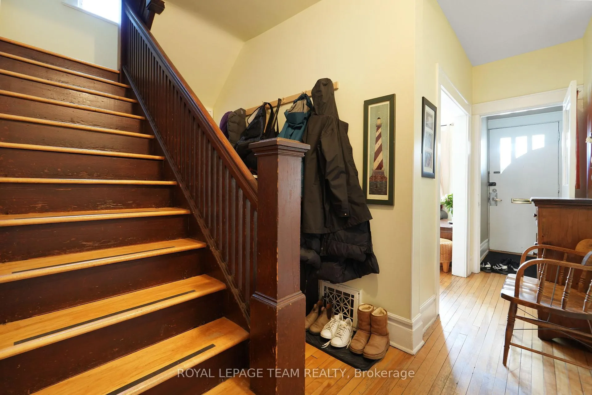 Photo 25 of 87-89 Grove Avenue, Ottawa, Old Ottawa South — HOMEH
