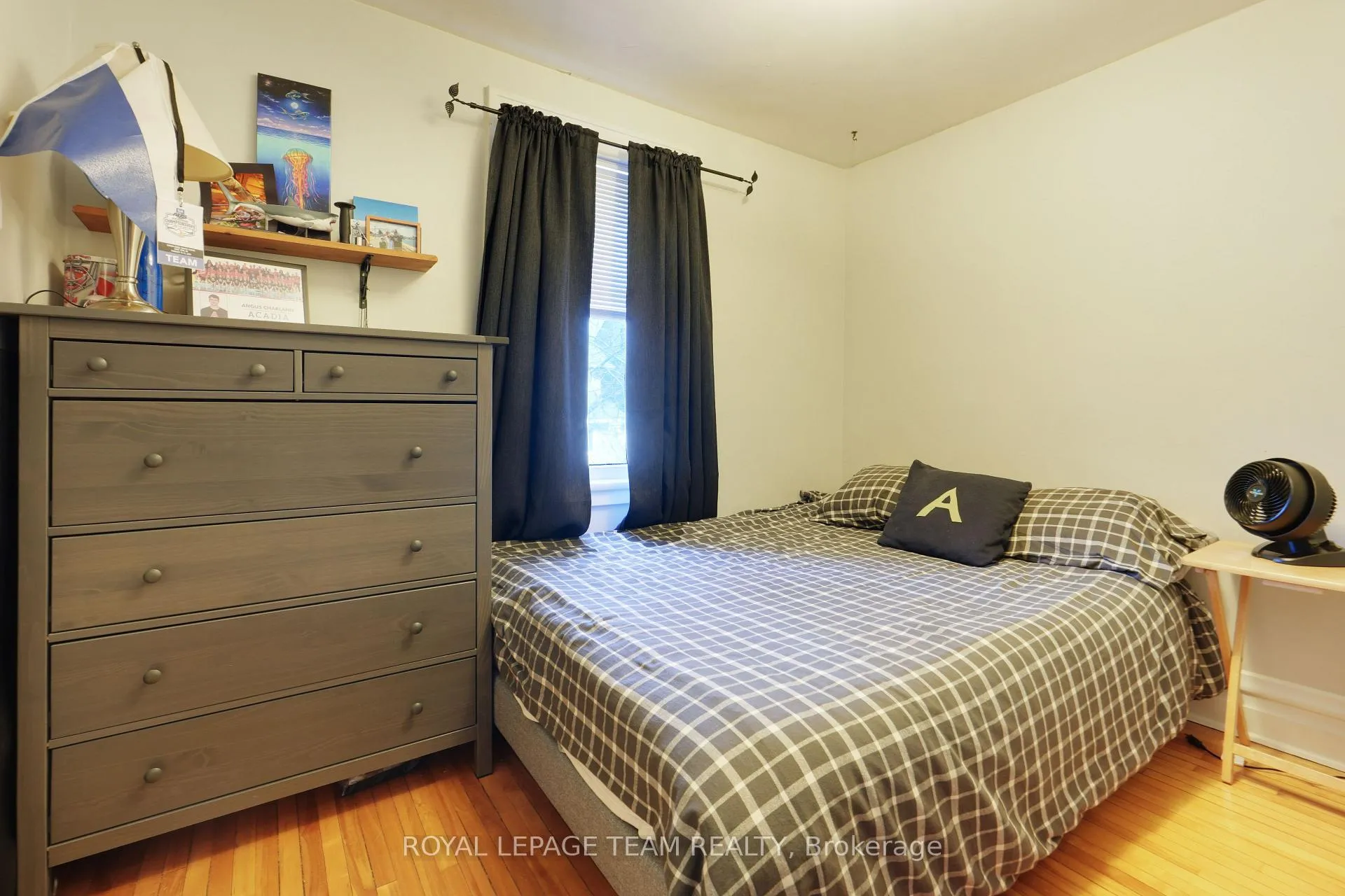 Photo 37 of 87-89 Grove Avenue, Ottawa, Old Ottawa South — HOMEH