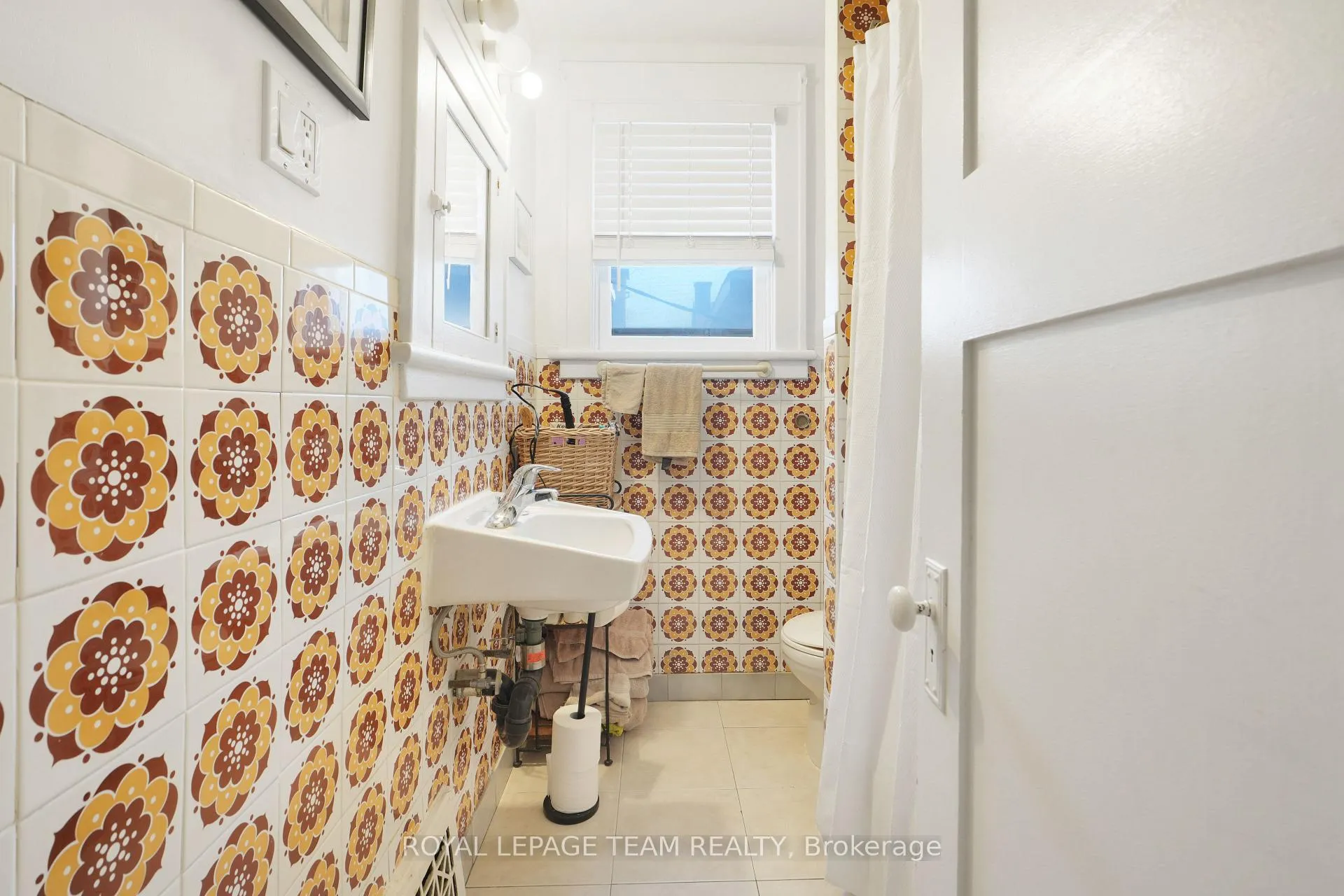 Photo 38 of 87-89 Grove Avenue, Ottawa, Old Ottawa South — HOMEH