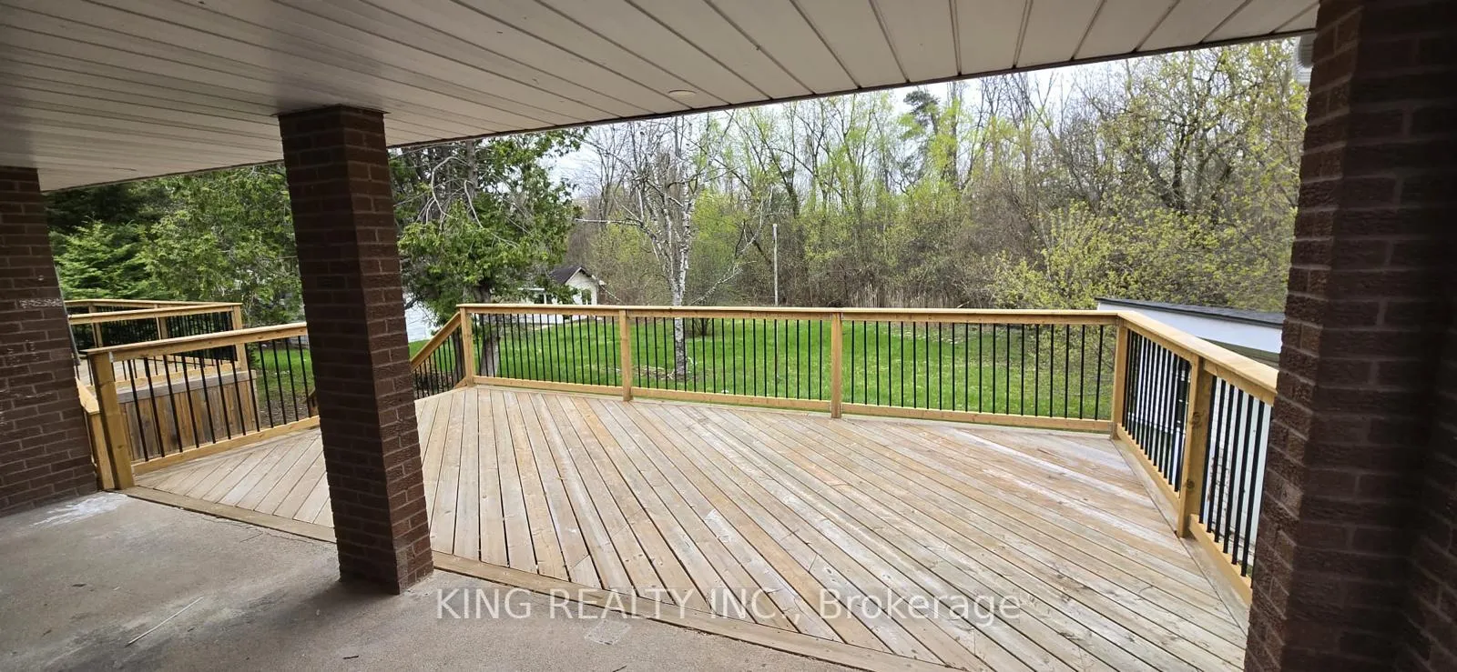 Photo 8 of 8486 Creditview Road, Brampton, Credit Valley — HOMEH