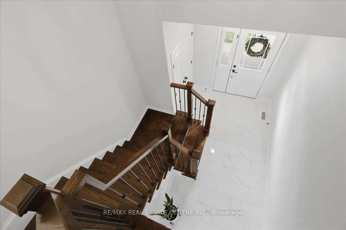 Photo 17 of 76 Chamomile Drive, Hamilton, Eleanor — HOMEH