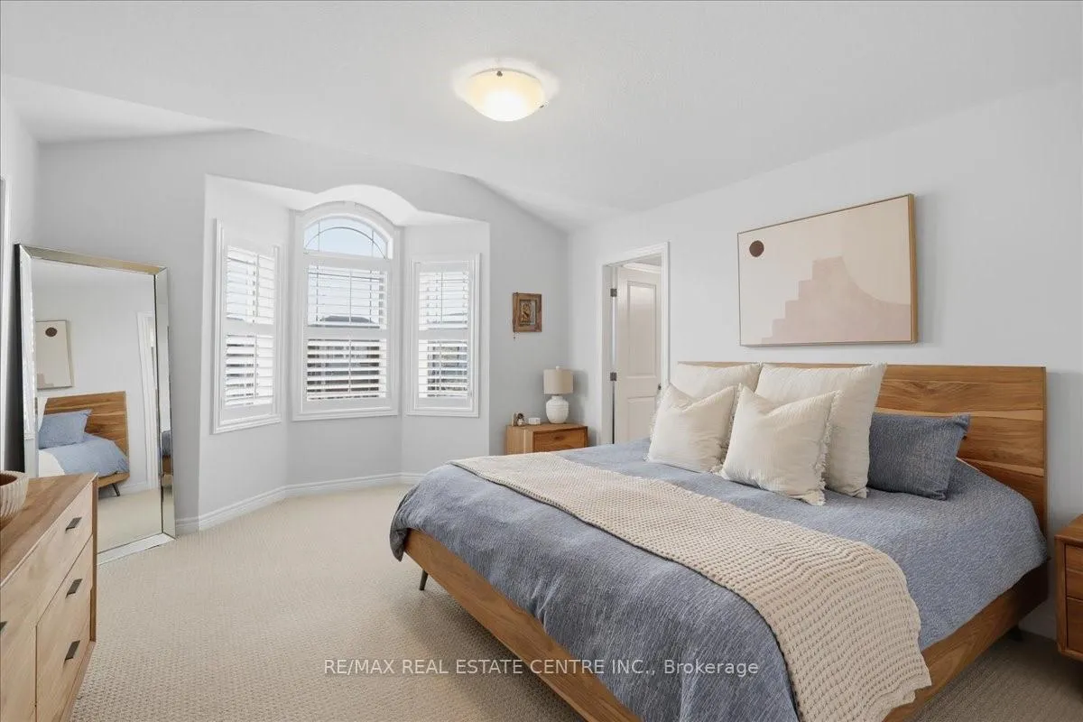 Photo 20 of 76 Chamomile Drive, Hamilton, Eleanor — HOMEH