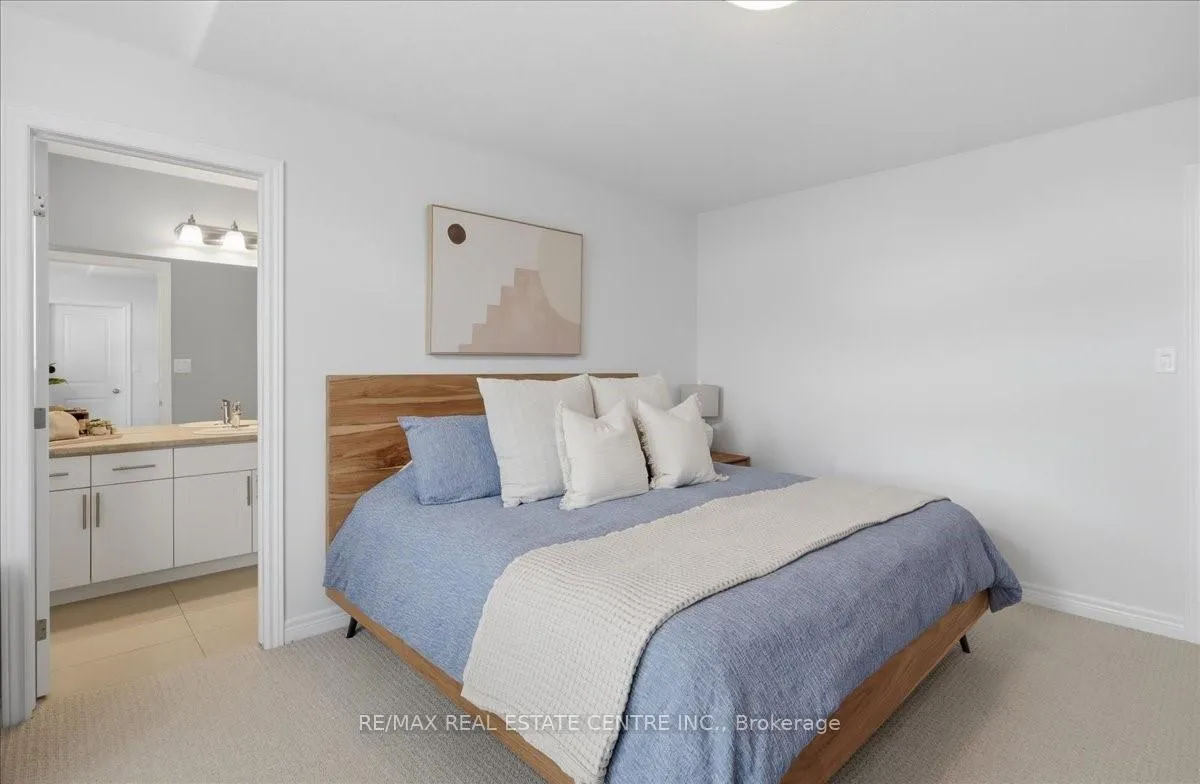 Photo 21 of 76 Chamomile Drive, Hamilton, Eleanor — HOMEH