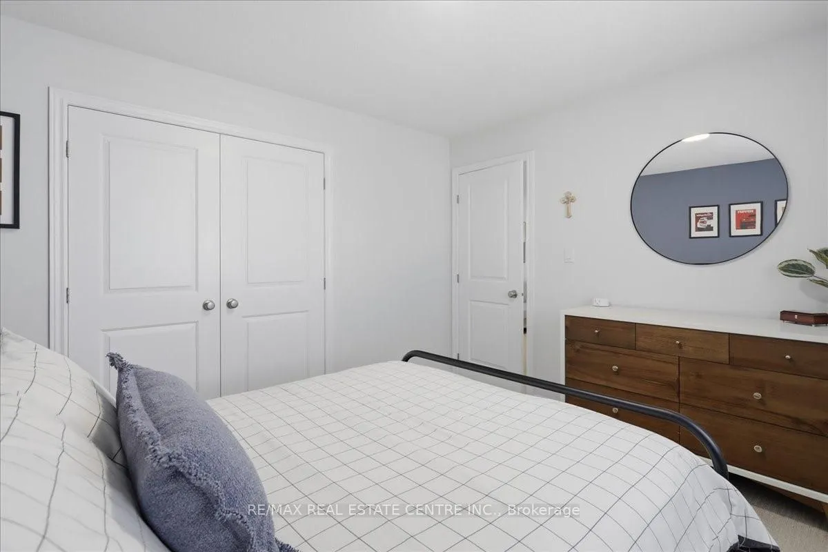 Photo 26 of 76 Chamomile Drive, Hamilton, Eleanor — HOMEH
