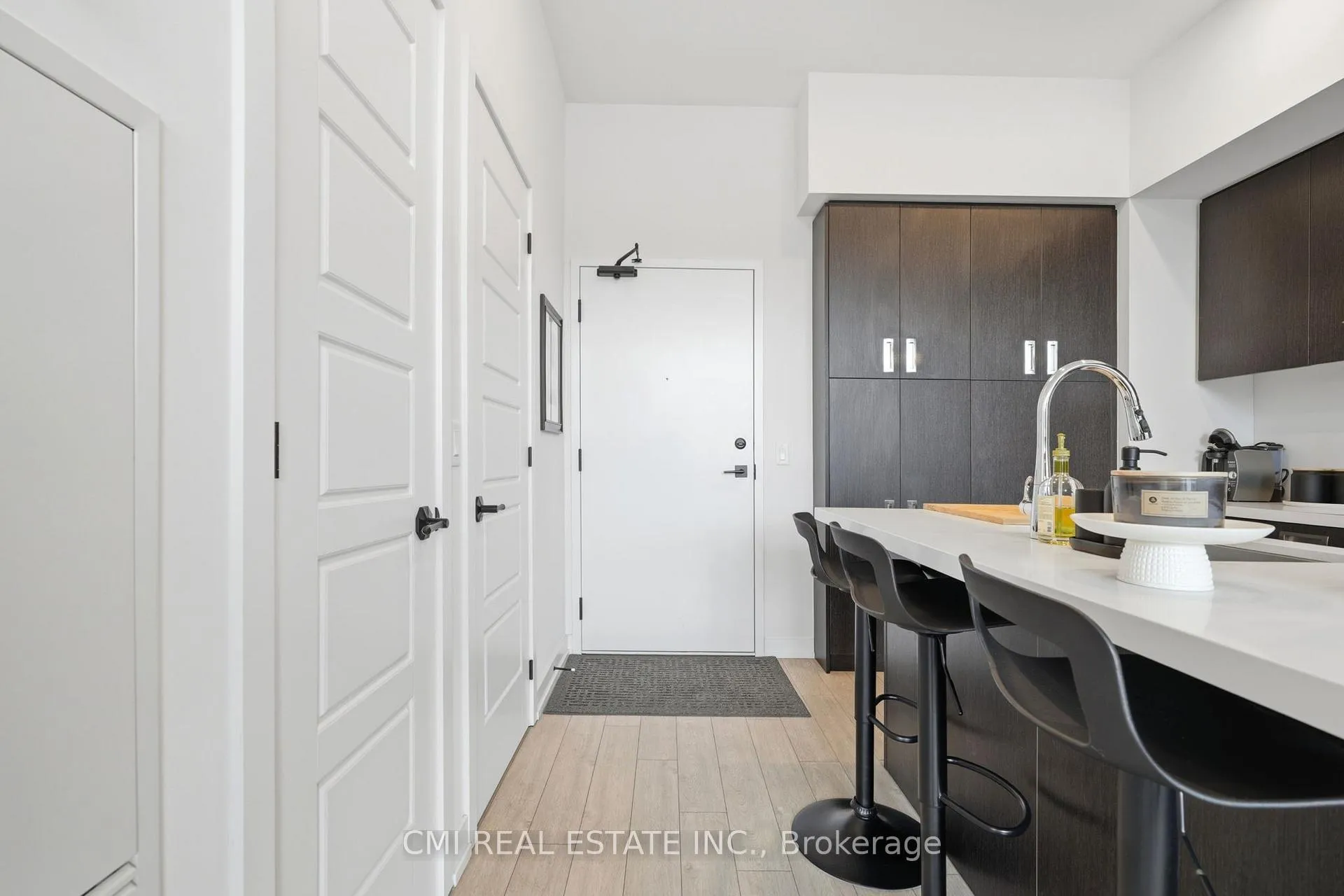 Photo 8 of Unit 106, 415 Sea Ray Avenue, Innisfil, Rural Innisfil — HOMEH