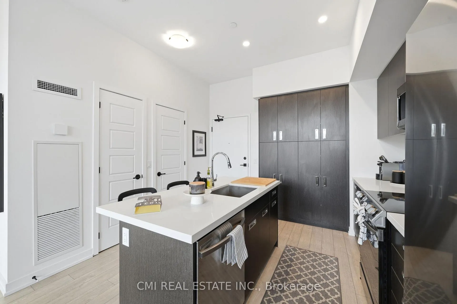 Photo 13 of Unit 106, 415 Sea Ray Avenue, Innisfil, Rural Innisfil — HOMEH