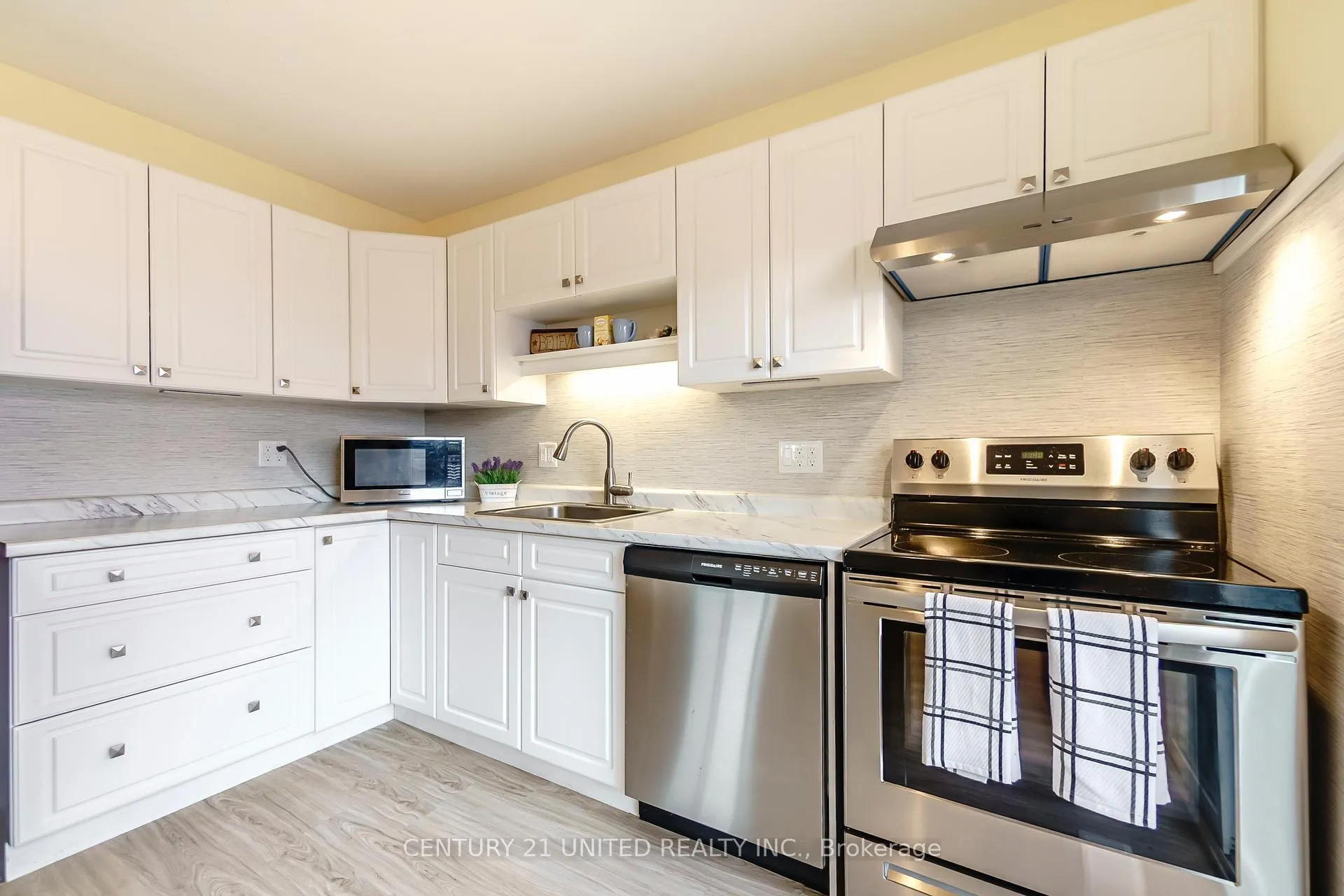 Photo 13 of 2272 Inglewood Road, Peterborough, Monaghan Ward 2 — HOMEH