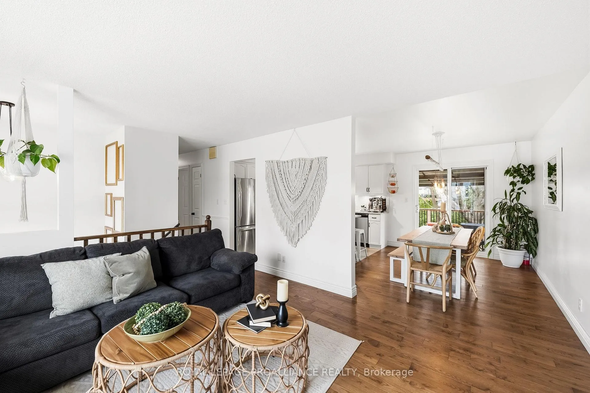 Photo 8 of 12 Marina Drive, Brighton — HOMEH