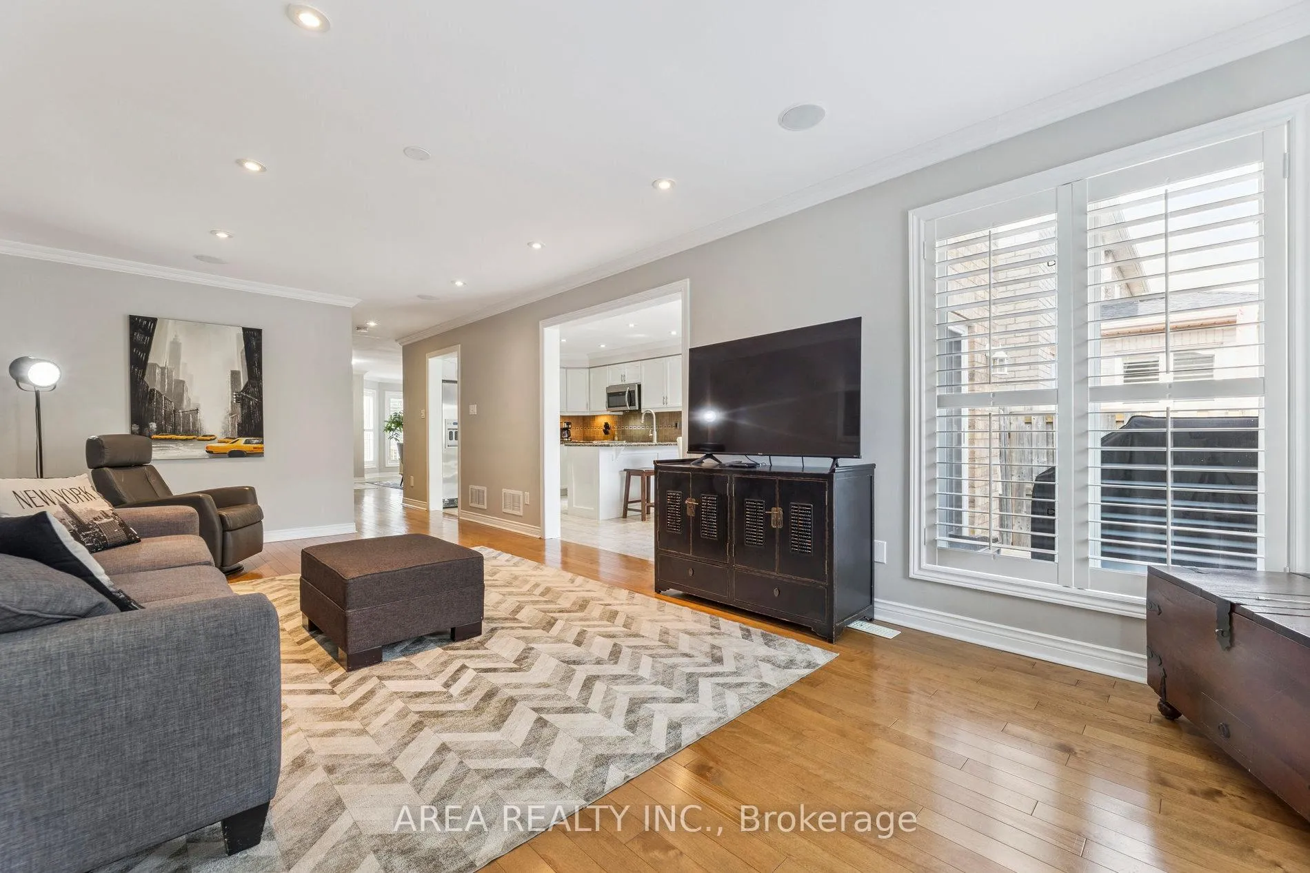 Photo 16 of 43 Chatterson Street, Whitby, Rolling Acres — HOMEH