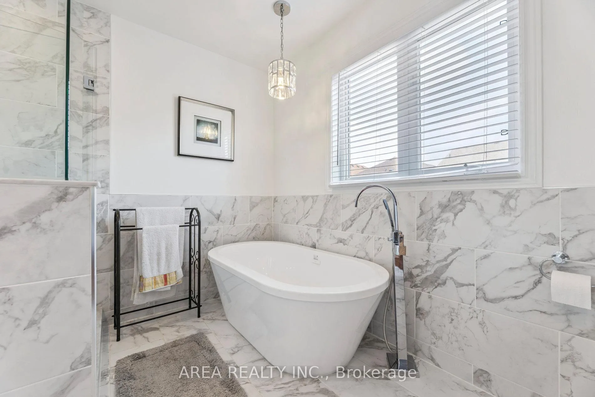 Photo 25 of 43 Chatterson Street, Whitby, Rolling Acres — HOMEH