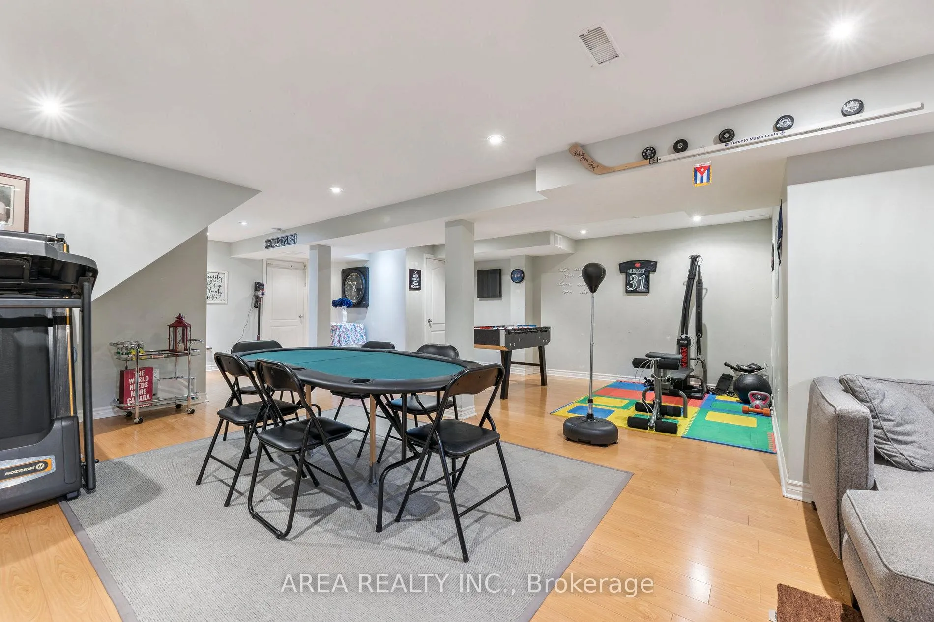Photo 34 of 43 Chatterson Street, Whitby, Rolling Acres — HOMEH