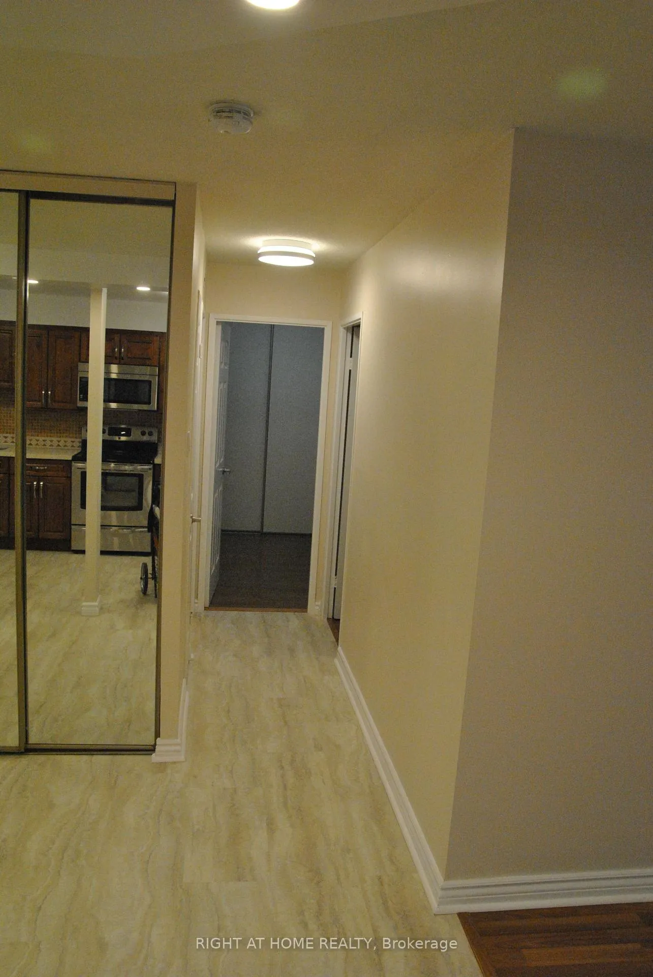 Photo 7 of Unit 607, 45 Carlton Street, Toronto, Church-Yonge Corridor — HOMEH