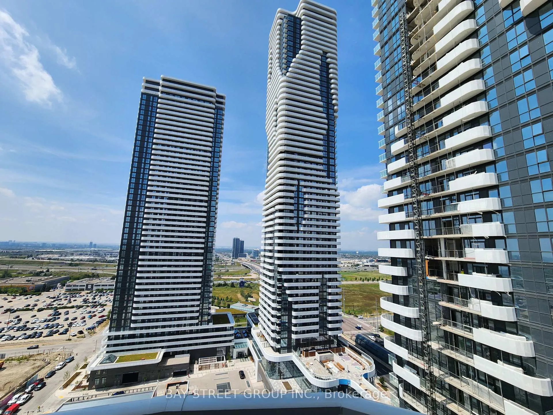 Photo 1 of Unit 2203, 28 Interchange Way, Vaughan, Vaughan Corporate Centre — HOMEH