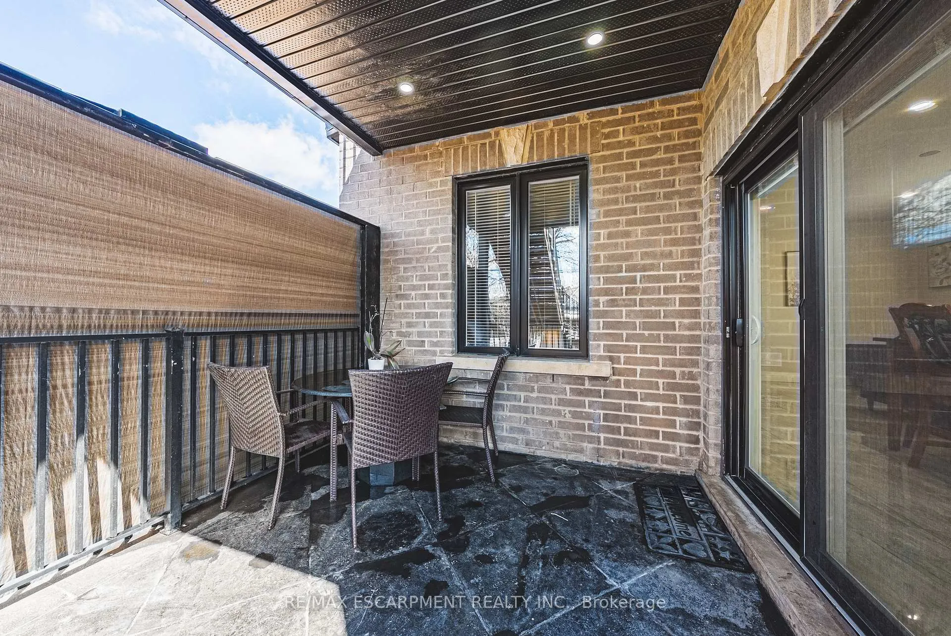 Photo 40 of 68 Vansitmart Avenue, Hamilton, Homeside — HOMEH