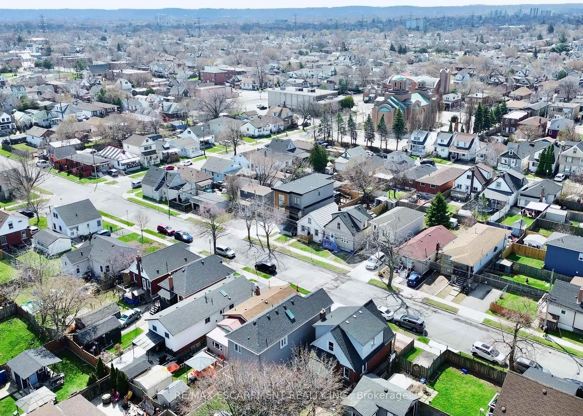 Photo 48 of 68 Vansitmart Avenue, Hamilton, Homeside — HOMEH