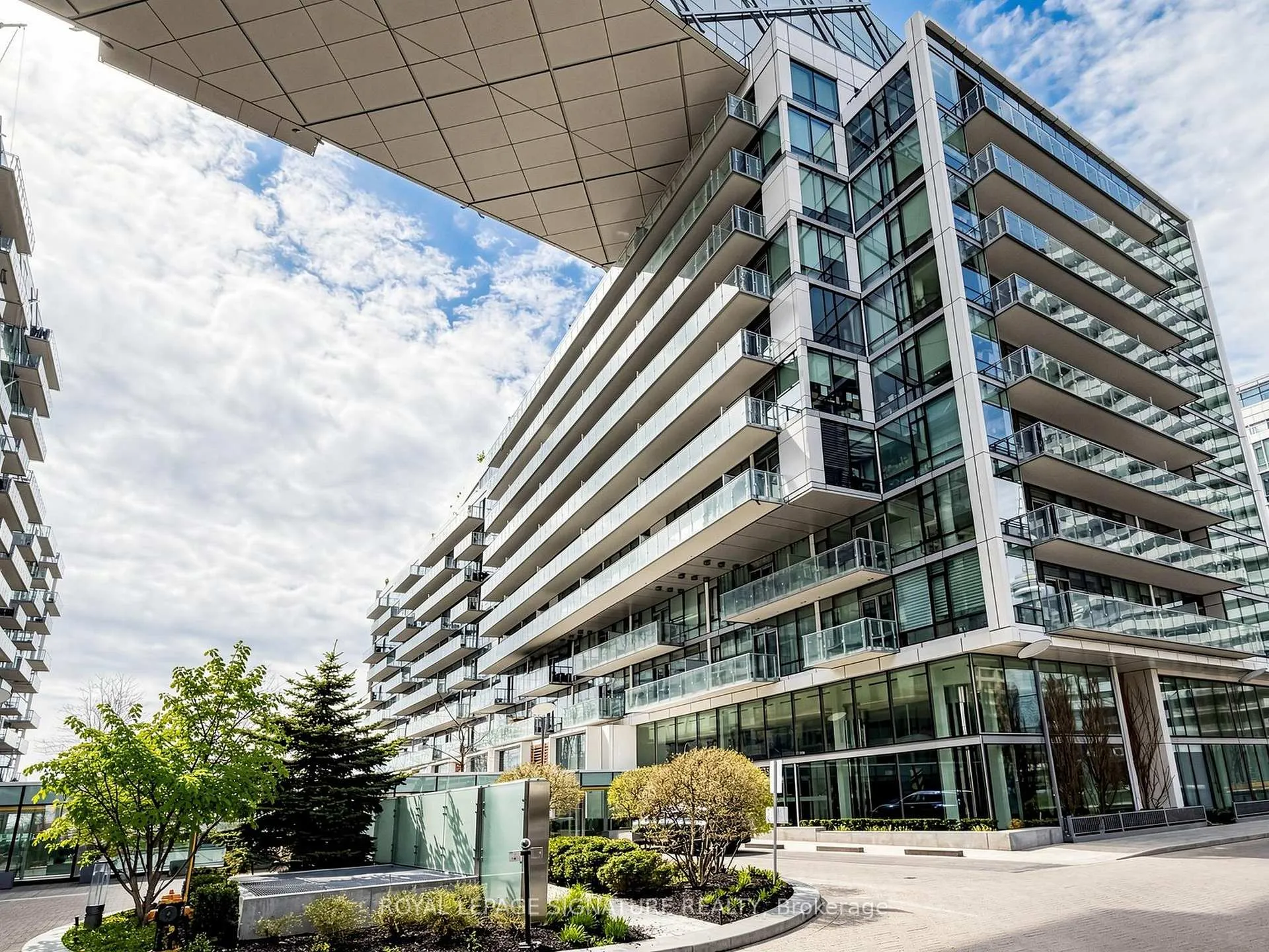 Photo 1 of Unit 830, 39 Queens Quay E, Toronto, Waterfront Communities — HOMEH