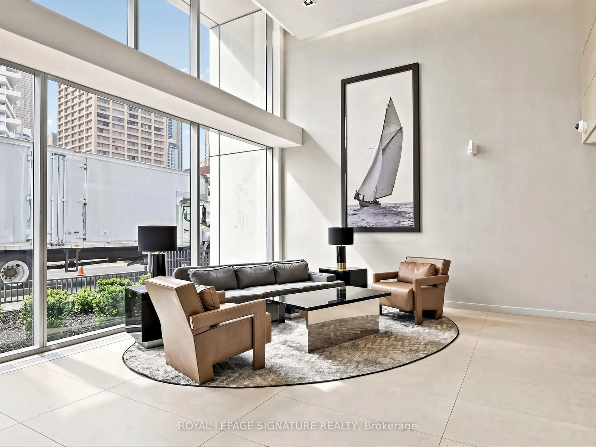 Photo 2 of Unit 830, 39 Queens Quay E, Toronto, Waterfront Communities — HOMEH