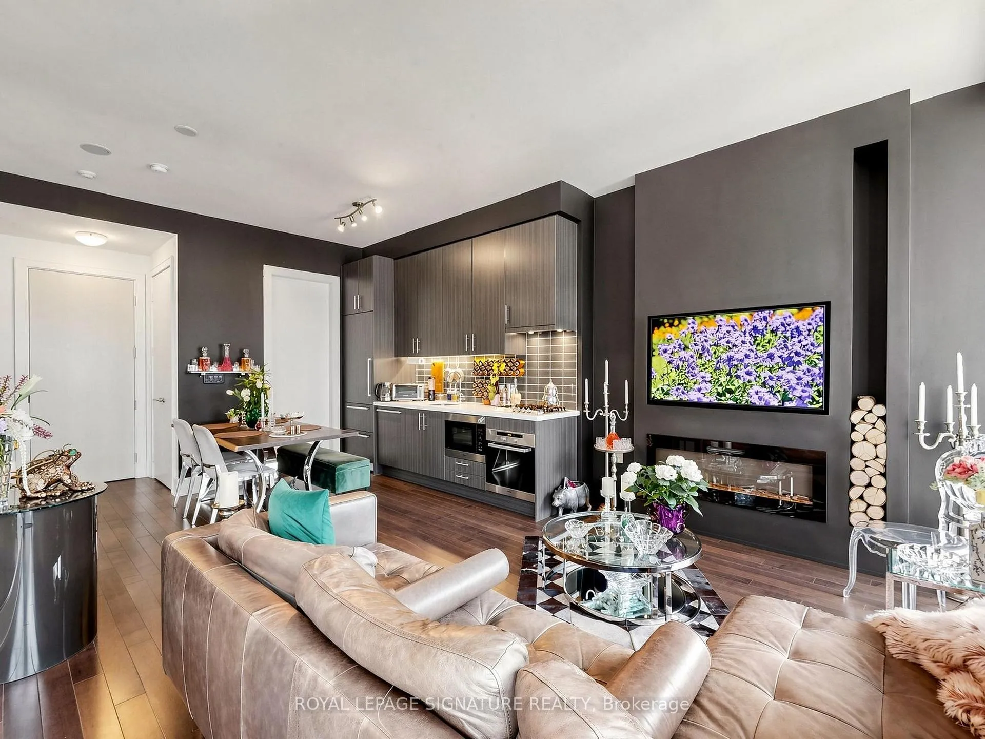 Photo 12 of Unit 830, 39 Queens Quay E, Toronto, Waterfront Communities — HOMEH