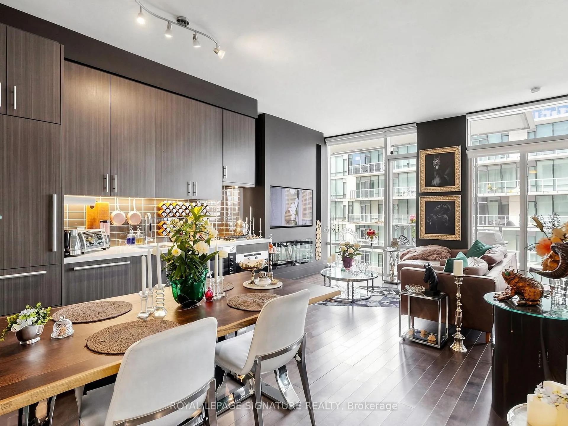 Photo 17 of Unit 830, 39 Queens Quay E, Toronto, Waterfront Communities — HOMEH