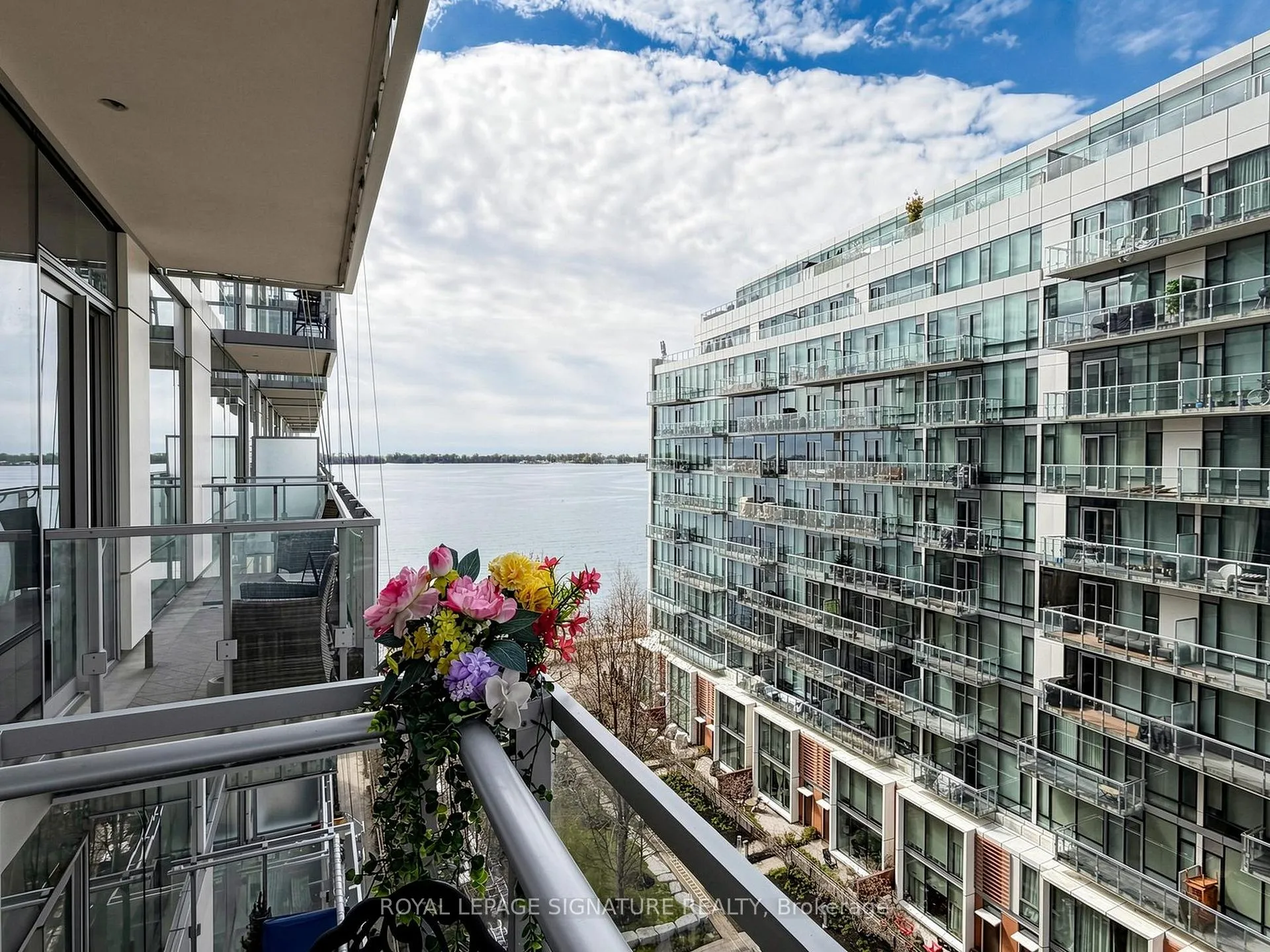Photo 30 of Unit 830, 39 Queens Quay E, Toronto, Waterfront Communities — HOMEH