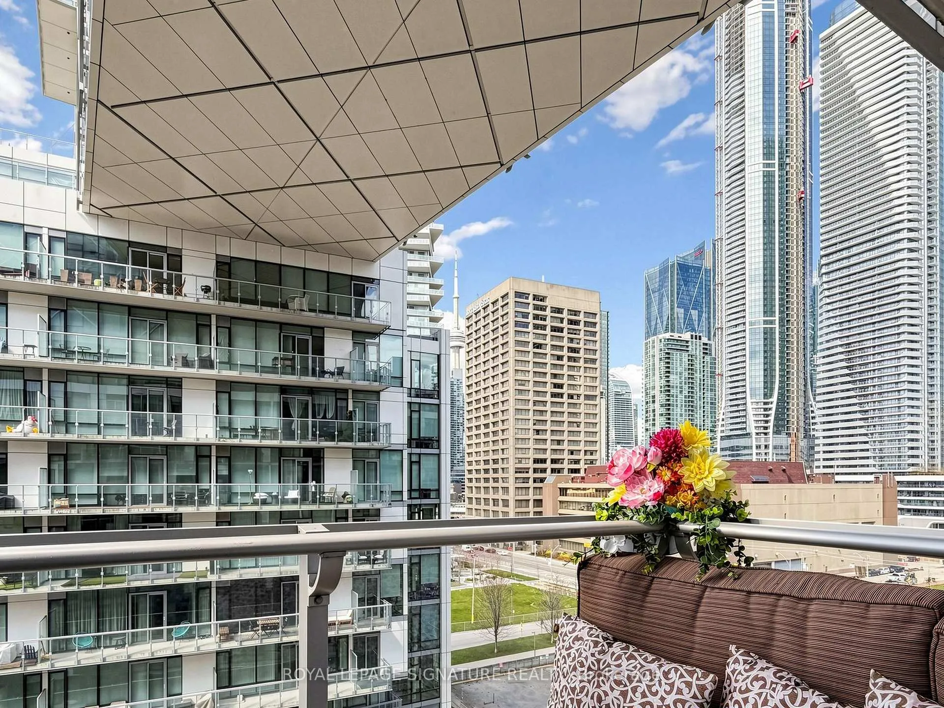 Photo 31 of Unit 830, 39 Queens Quay E, Toronto, Waterfront Communities — HOMEH
