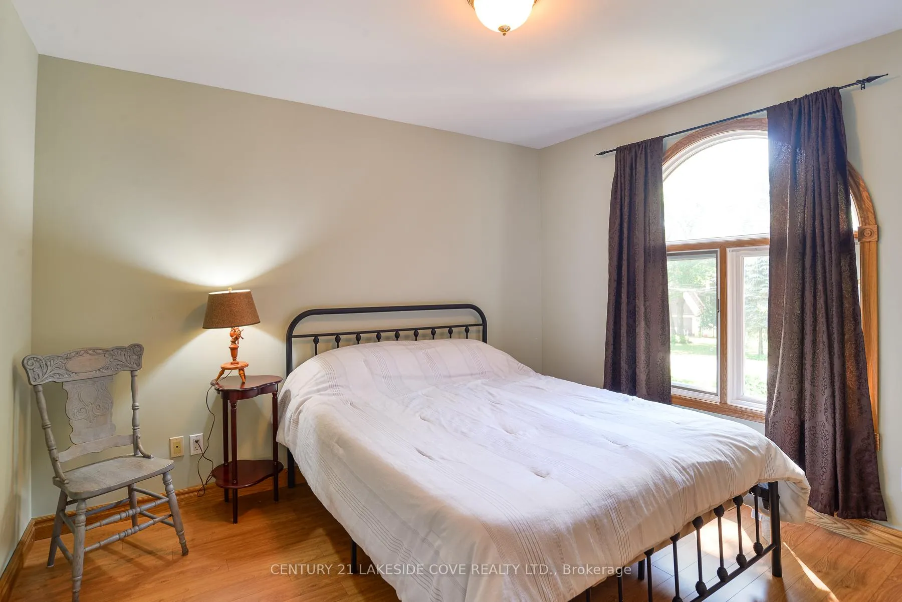 Photo 18 of 40 Ridge Avenue, Ramara, Brechin — HOMEH