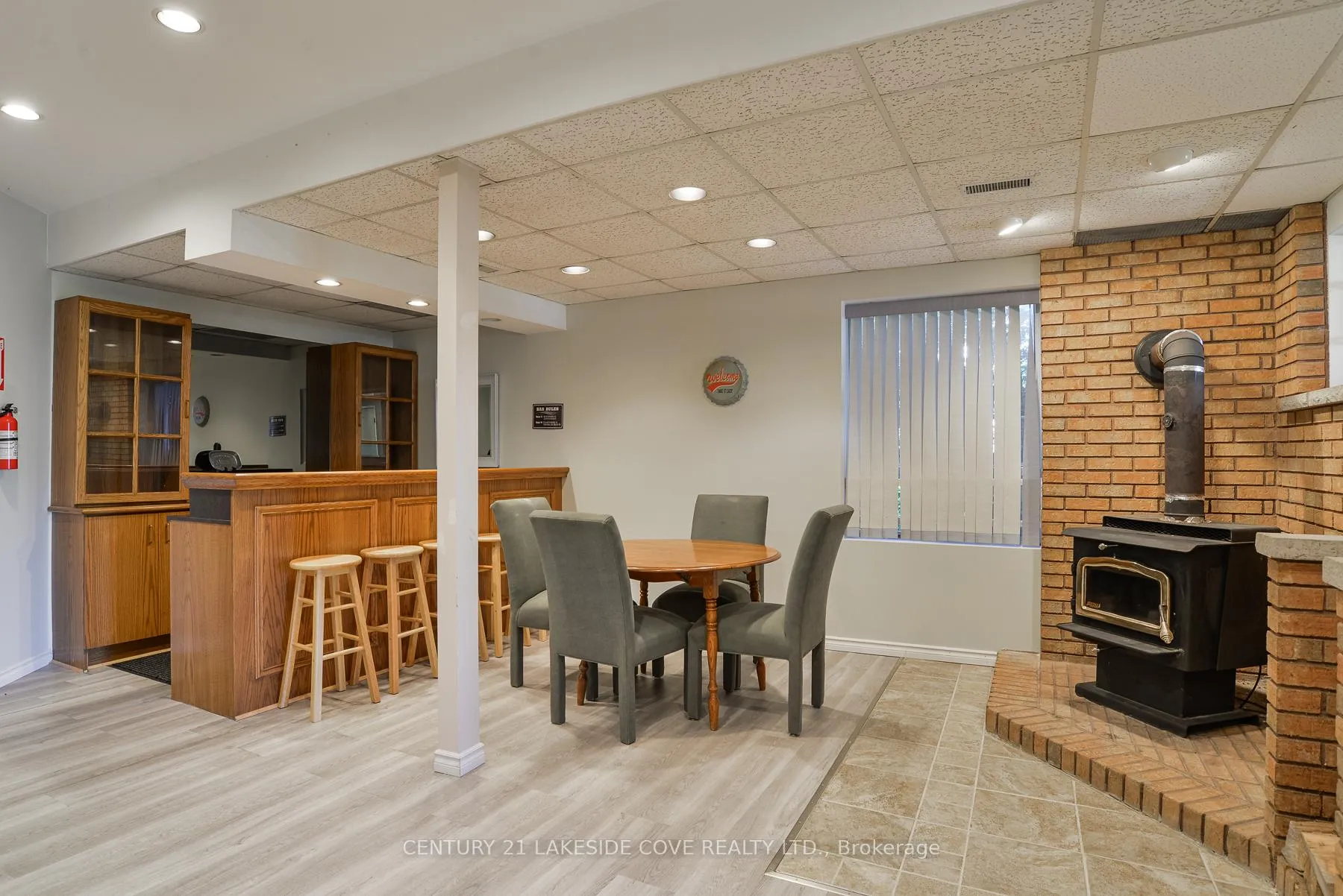 Photo 23 of 40 Ridge Avenue, Ramara, Brechin — HOMEH