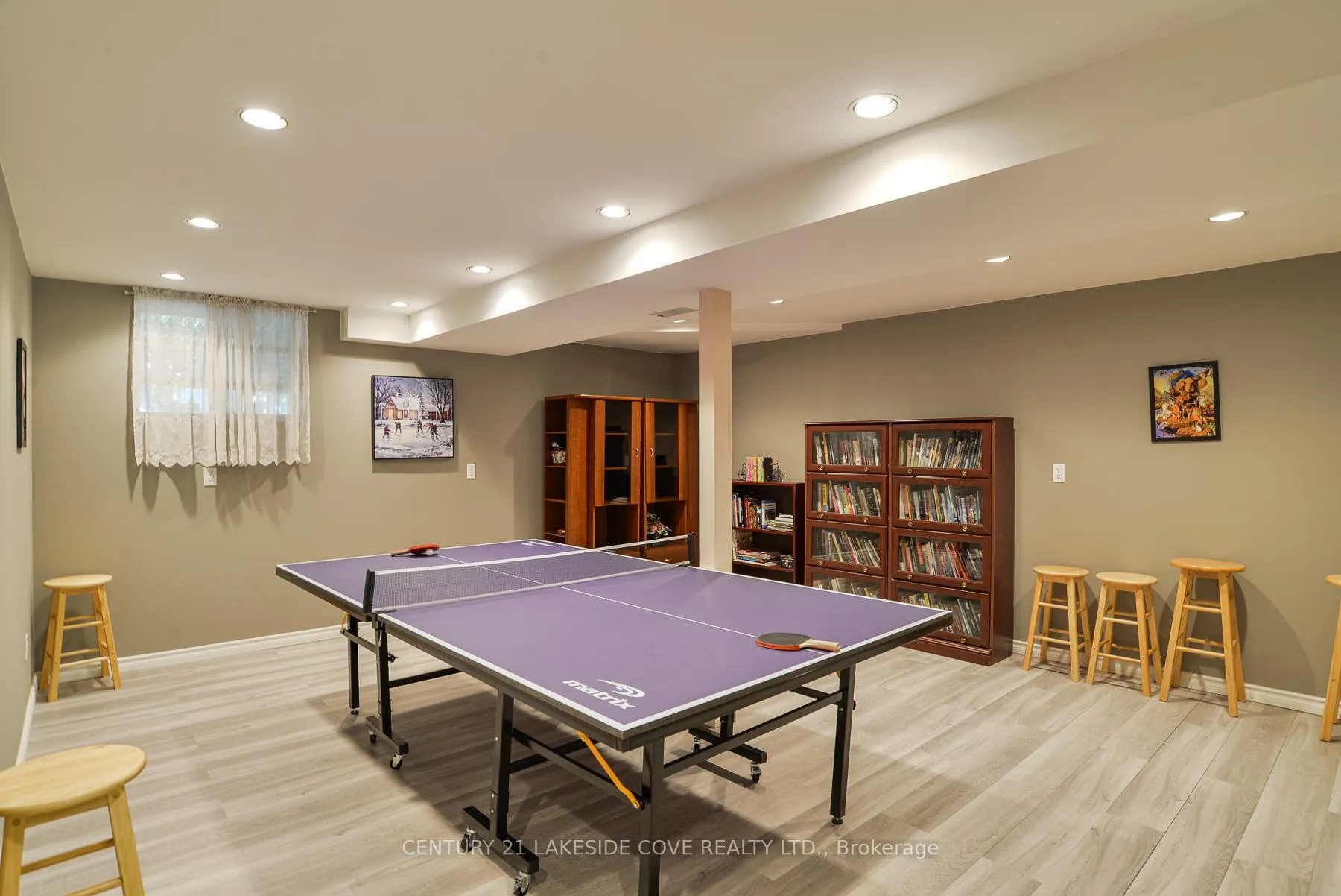 Photo 24 of 40 Ridge Avenue, Ramara, Brechin — HOMEH