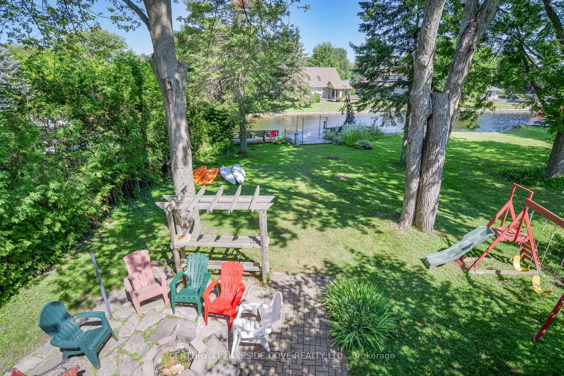 Photo 29 of 40 Ridge Avenue, Ramara, Brechin — HOMEH