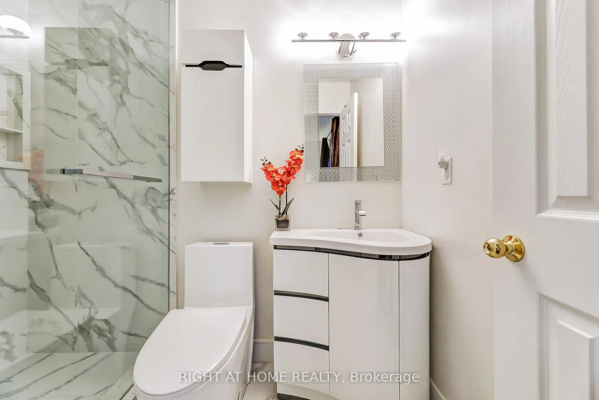 Photo 15 of 130 Mosaics Avenue, Aurora, Aurora Highlands — HOMEH