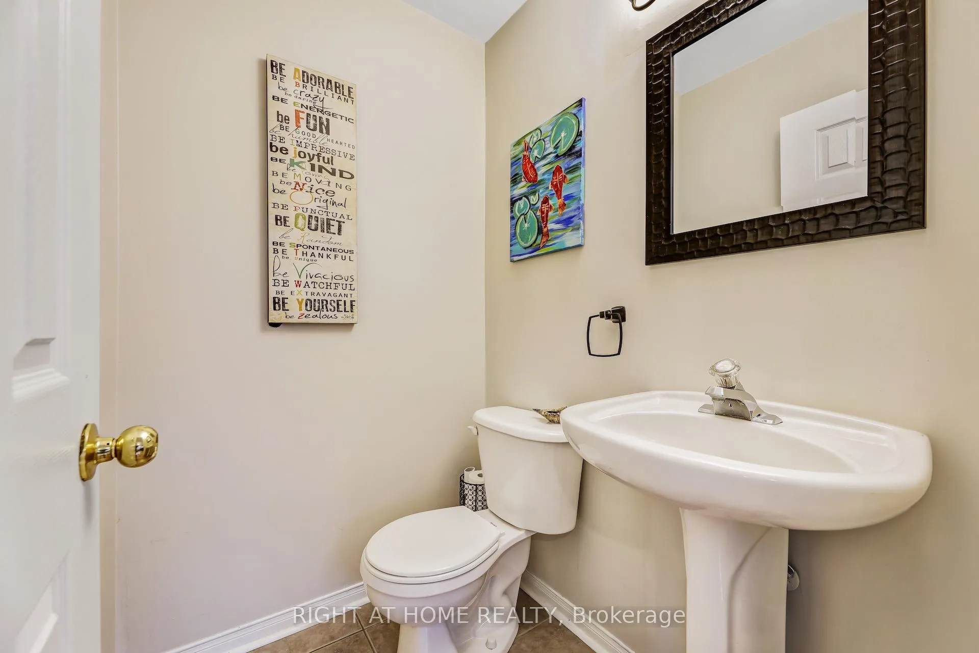 Photo 23 of 130 Mosaics Avenue, Aurora, Aurora Highlands — HOMEH