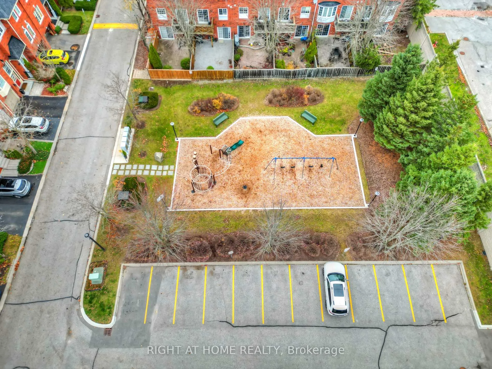 Photo 30 of 130 Mosaics Avenue, Aurora, Aurora Highlands — HOMEH
