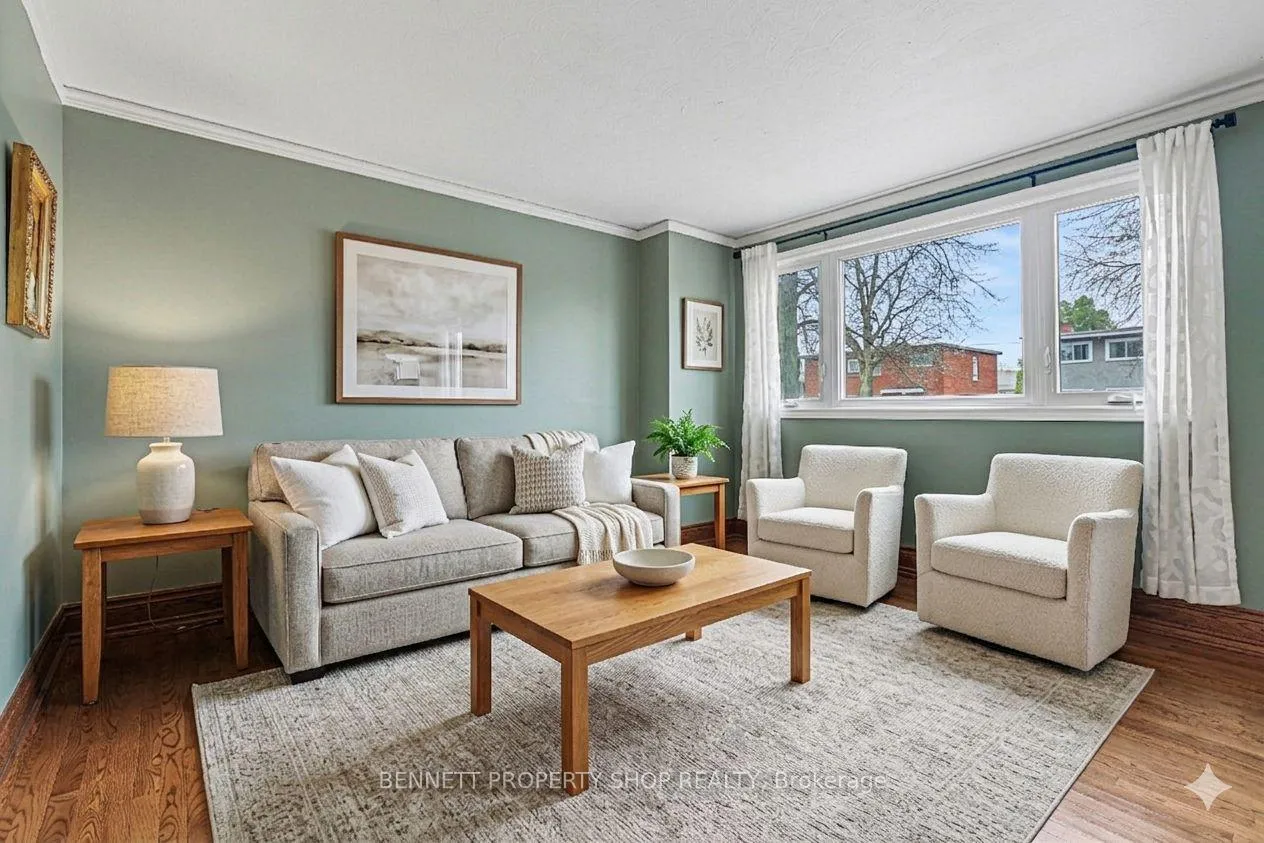 Photo 3 of 673 Morin Street, Ottawa, Castle Heights — HOMEH