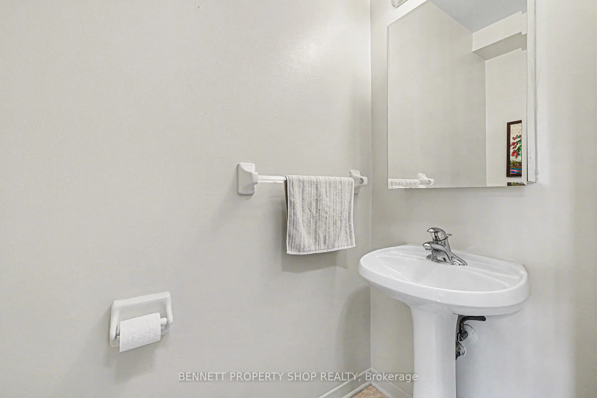 Photo 7 of 673 Morin Street, Ottawa, Castle Heights — HOMEH