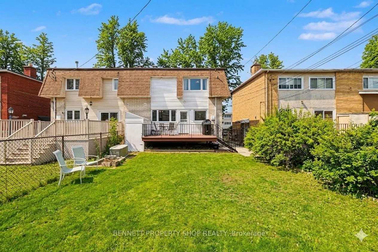 Photo 14 of 673 Morin Street, Ottawa, Castle Heights — HOMEH